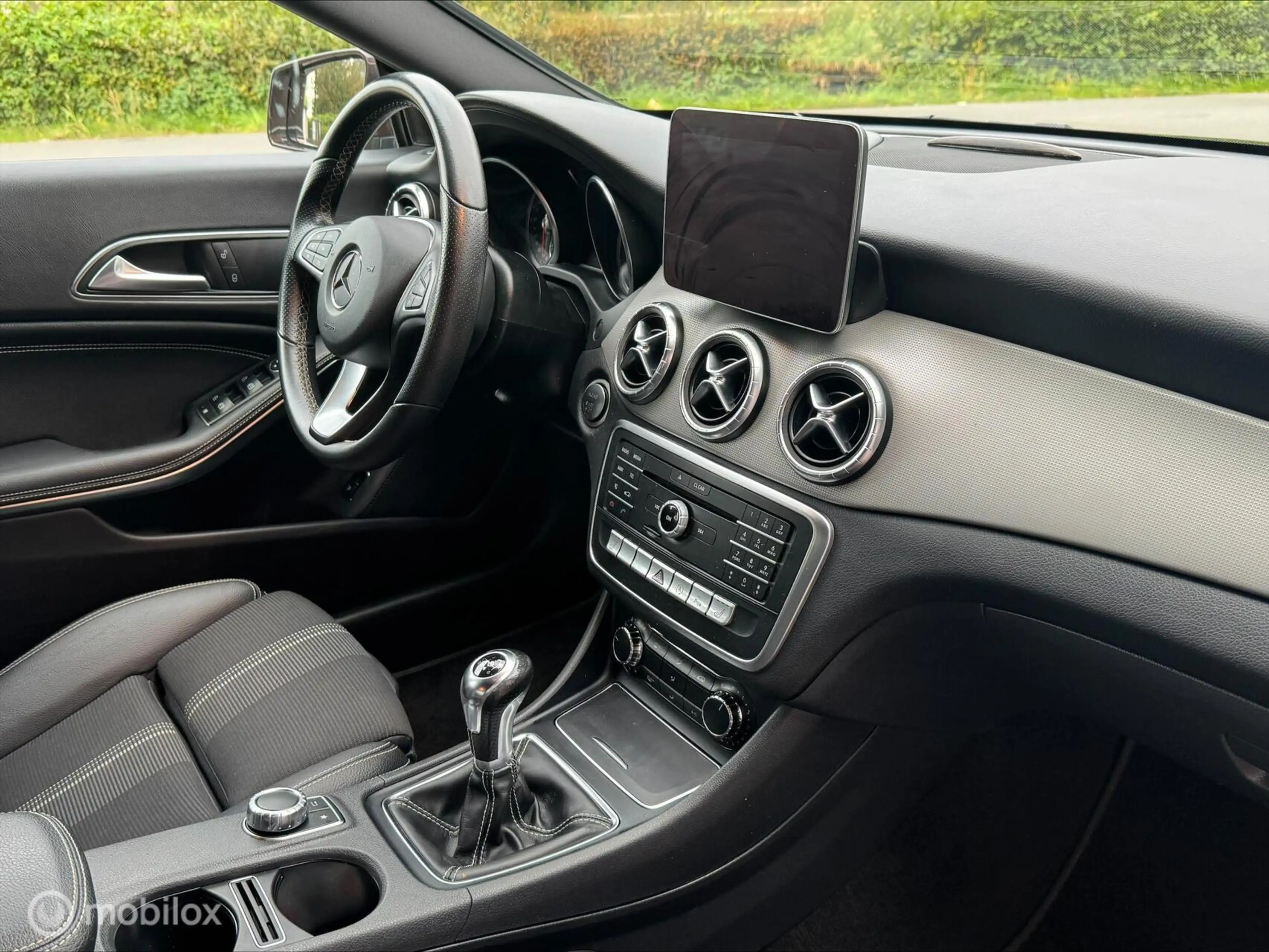 Mercedes-Benz CLA 180 Business Solution Plus Upgrade Edition — photo 5