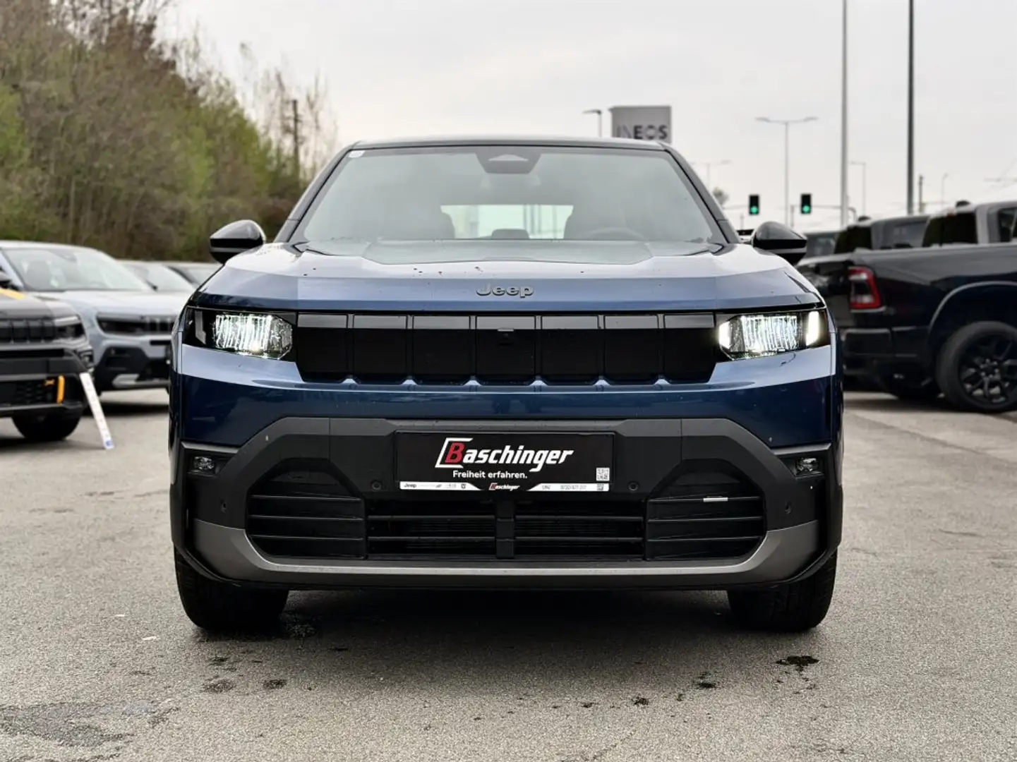 Jeep Compass Altitude 2026 Elektro Blau - 2