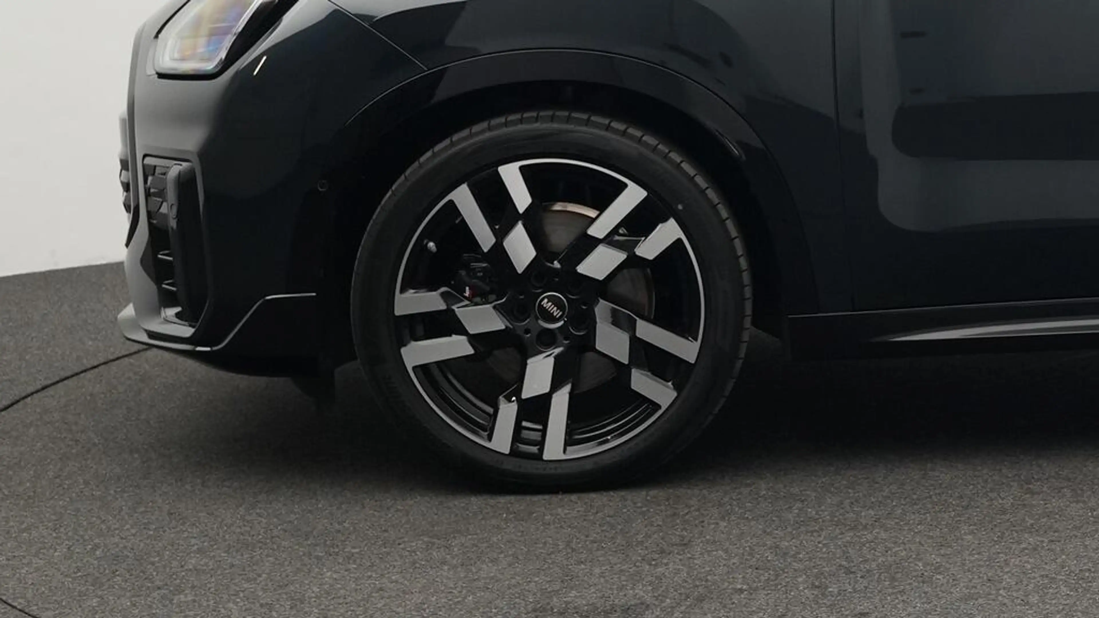 MINI Countryman D John Cooper Works Trim — photo 10