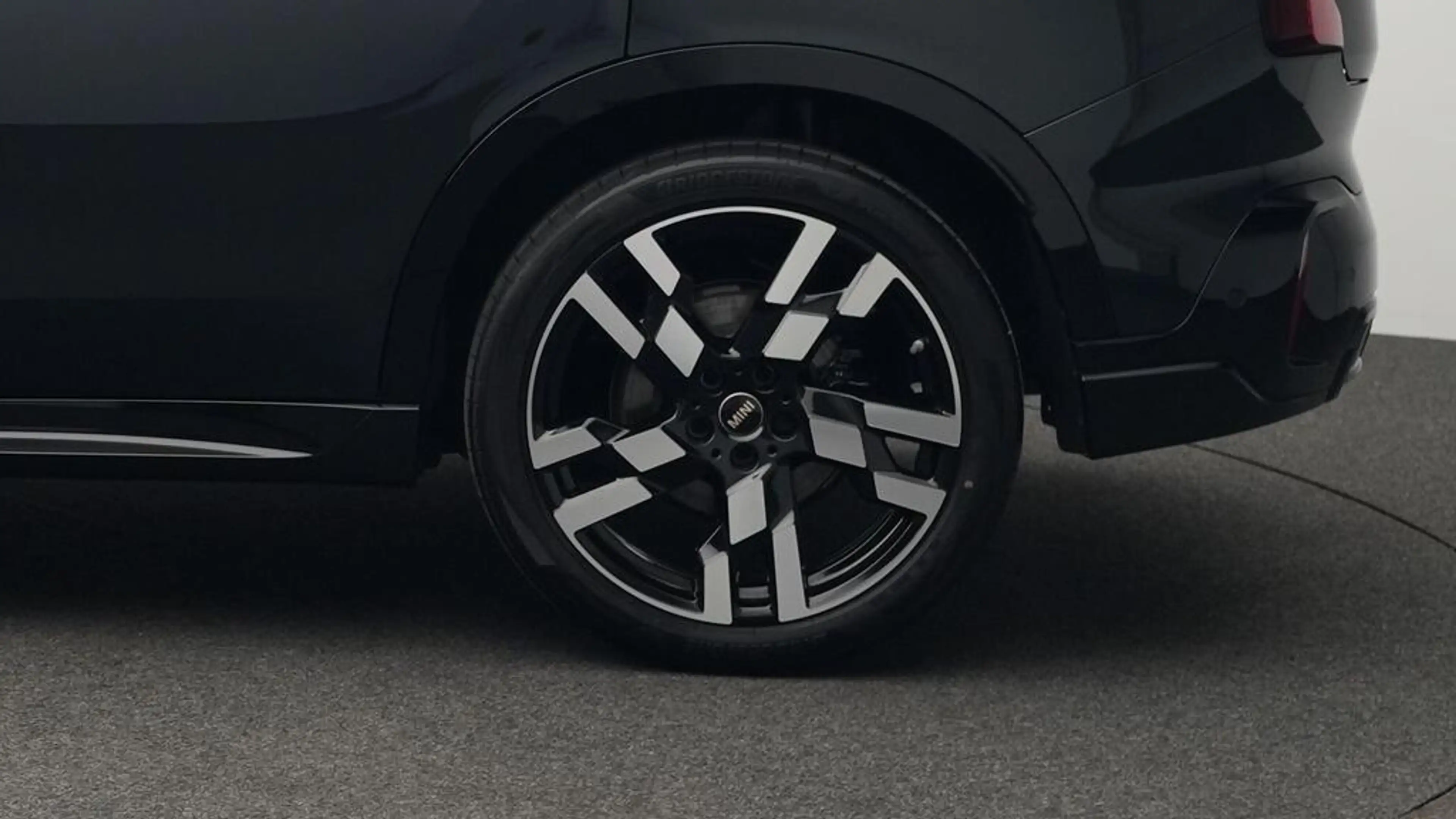 MINI Countryman D John Cooper Works Trim — photo 13