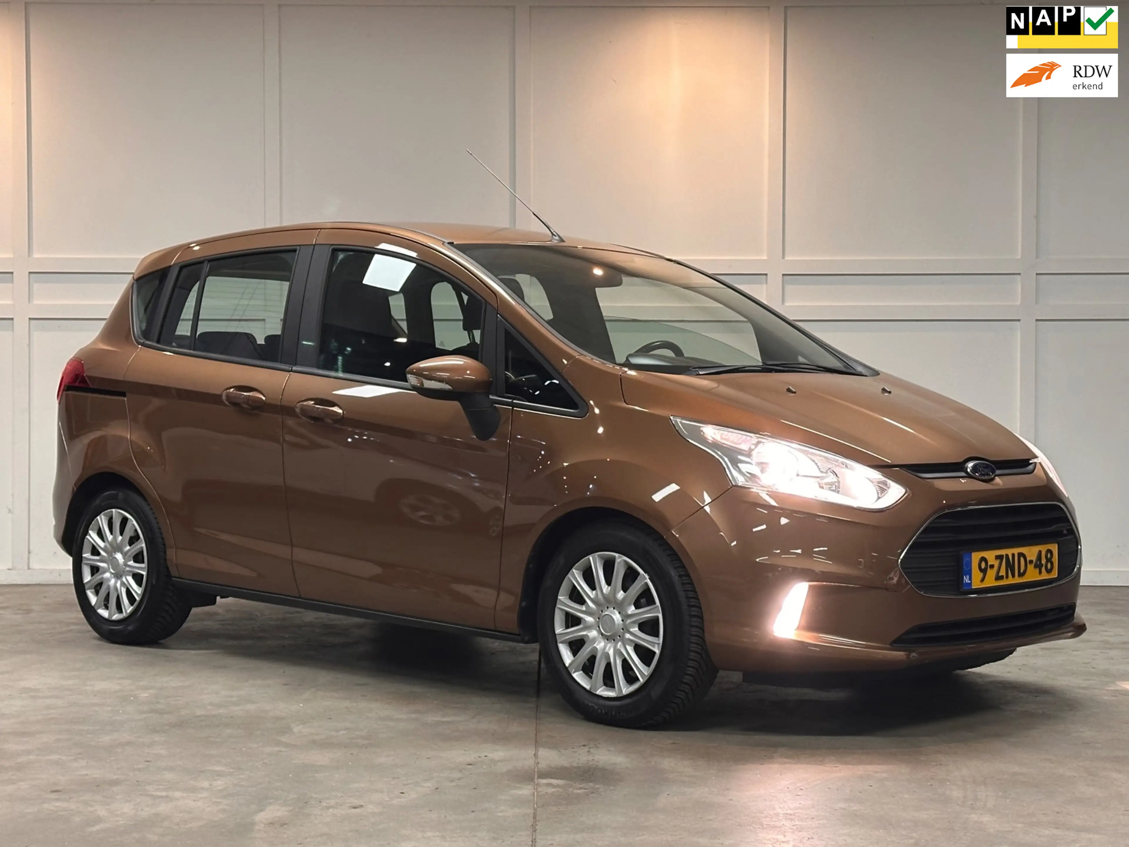 Ford B-Max 1.0 EcoBoost 64.675KM NaP D riem vervangen