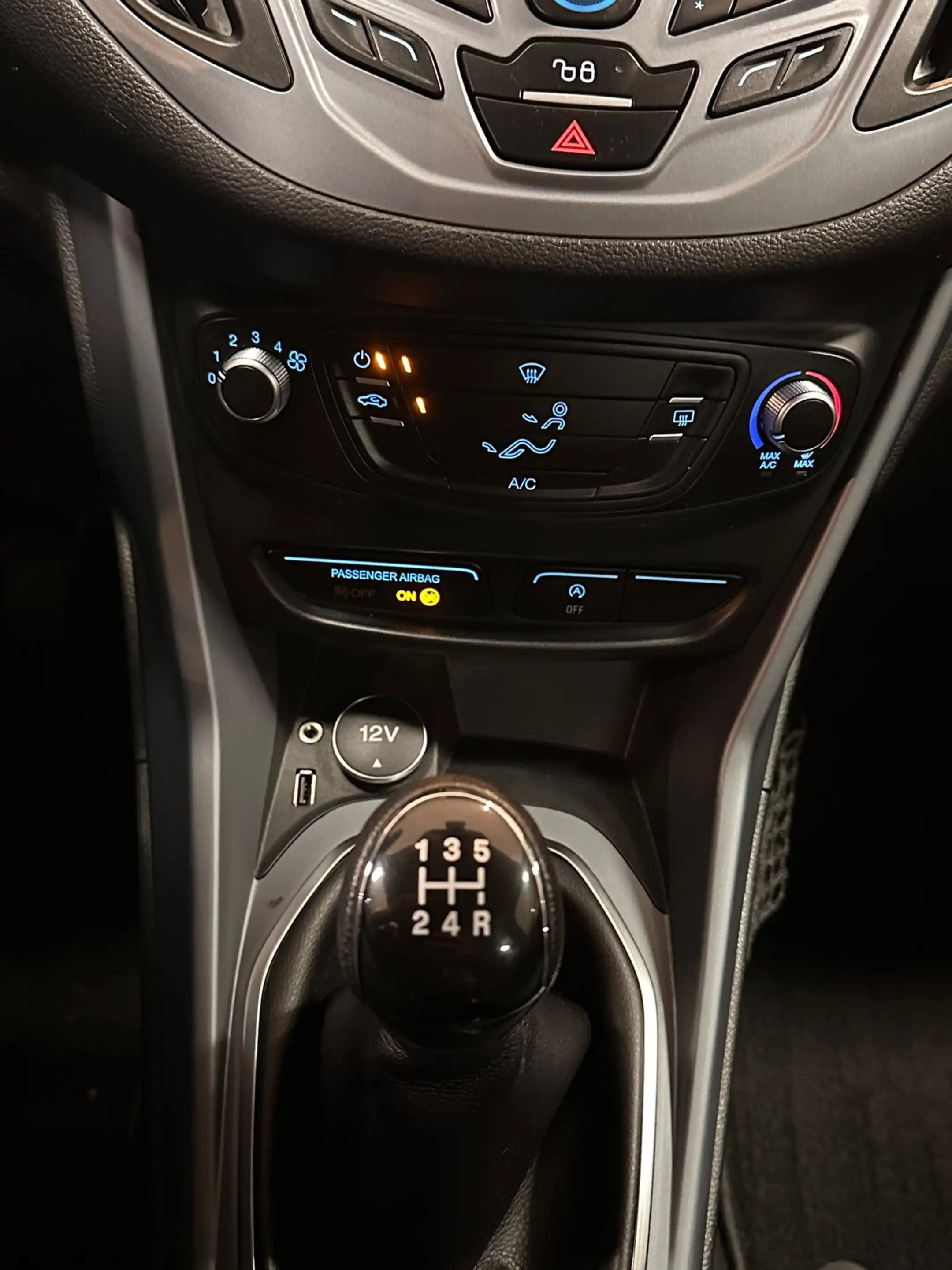 Ford B-Max 1.0 EcoBoost 64.675KM NaP D riem vervangen — photo 9