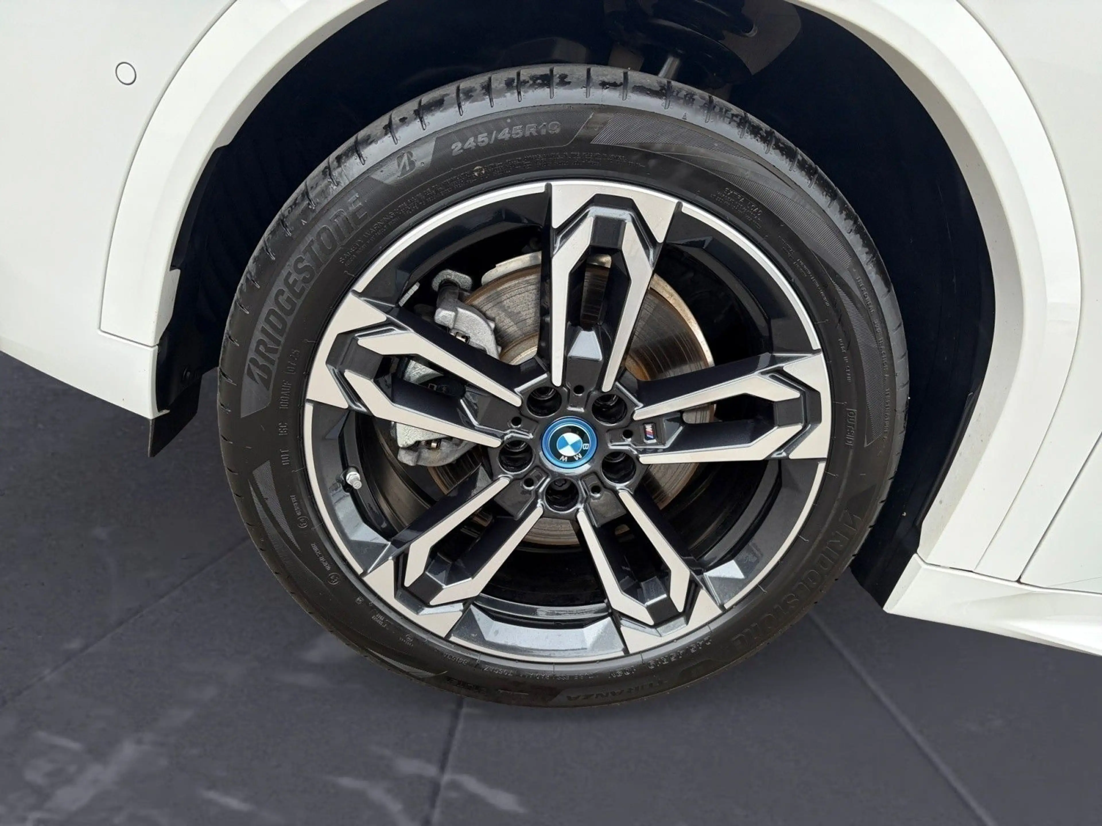BMW iX2 ix2 xDrive30 Navi Tempom.aktiv Bluetooth PDC Hea — photo 8