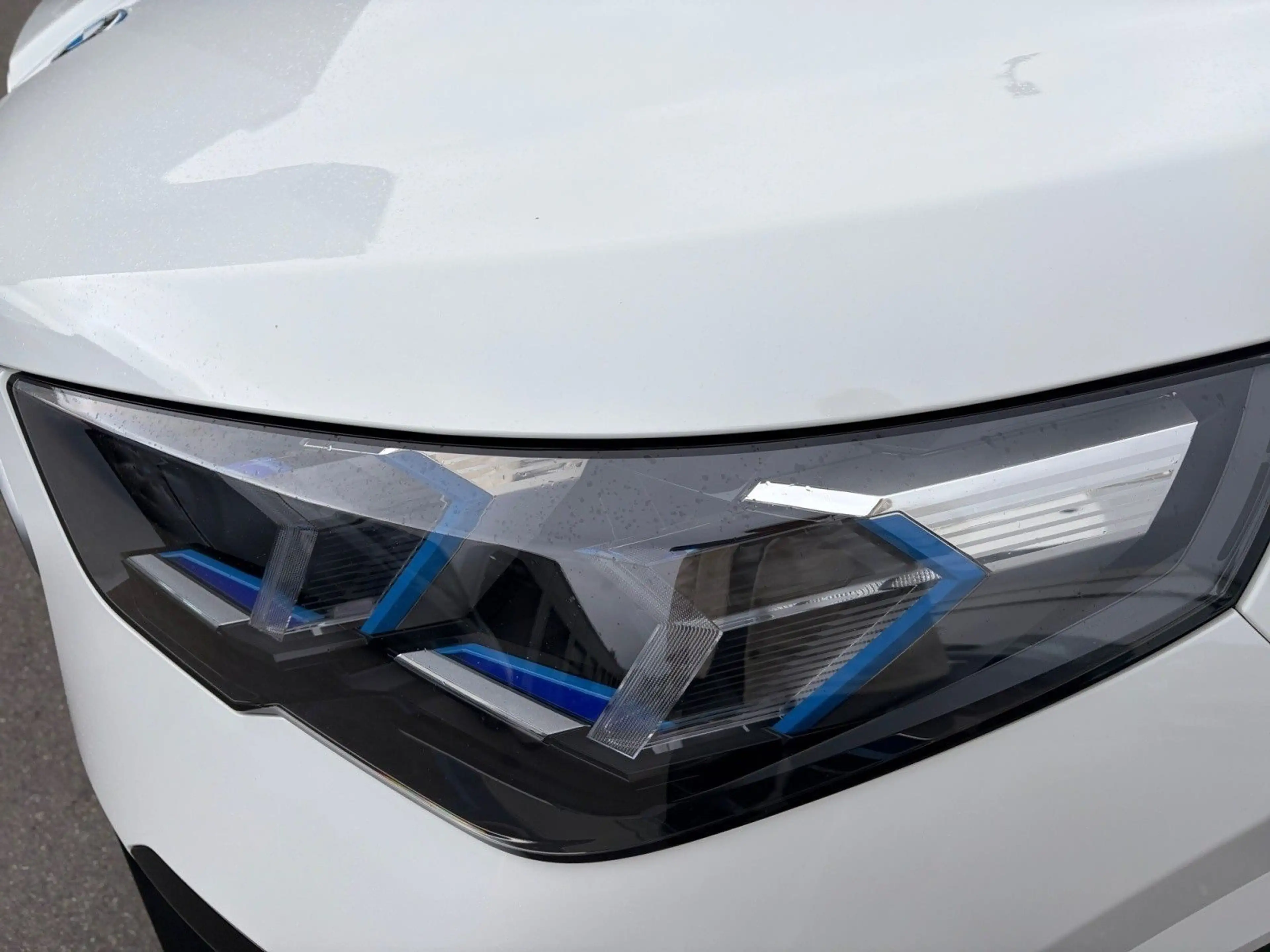 BMW iX2 ix2 xDrive30 Navi Tempom.aktiv Bluetooth PDC Hea — photo 11