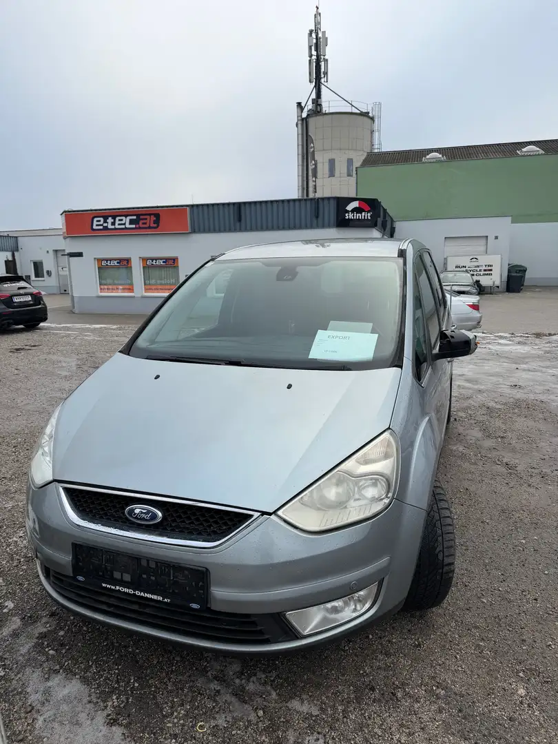 Ford Galaxy Ghia Grau - 1