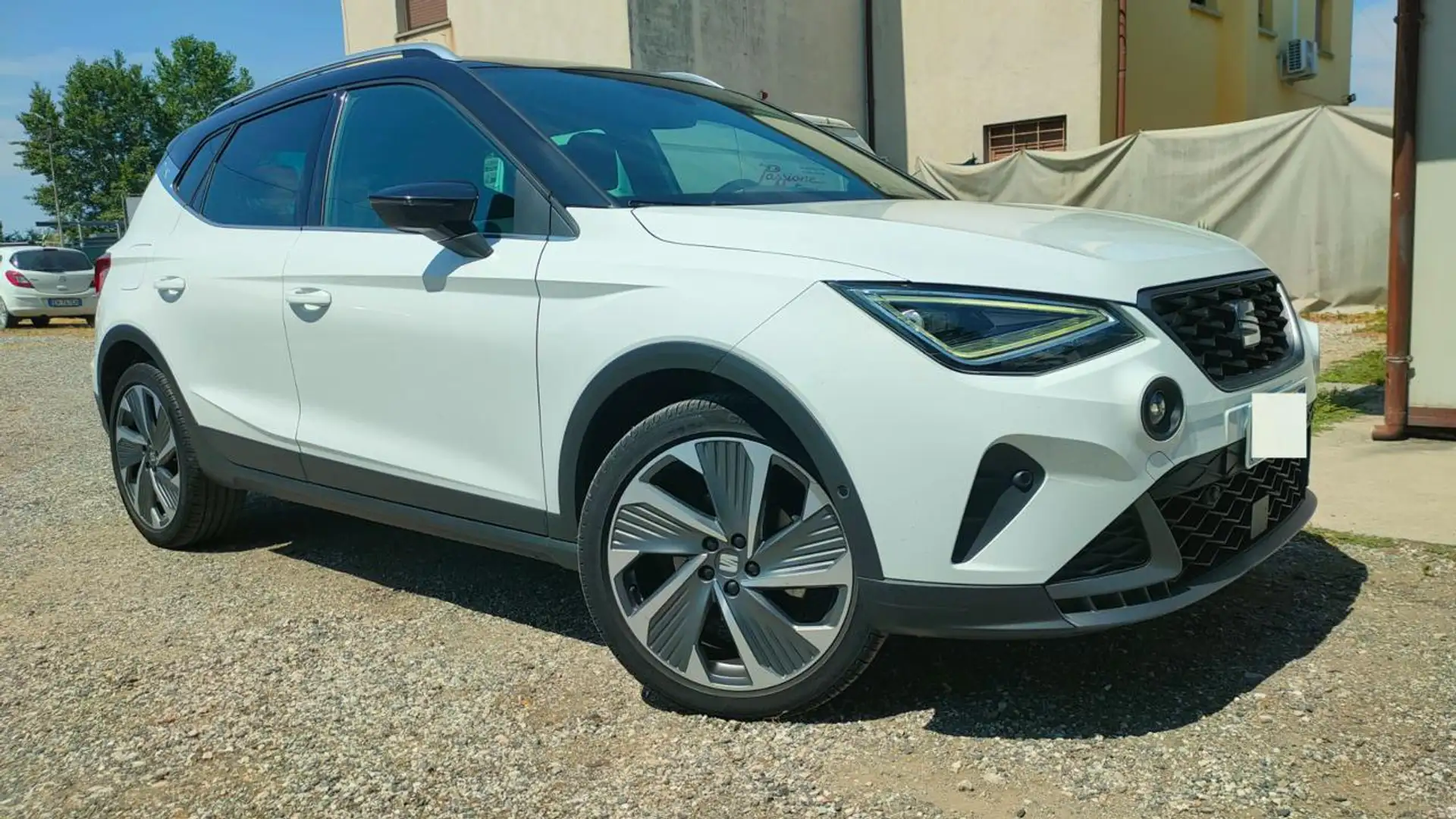 SEAT Arona 1.0 TGI 90 CV FR METANO Wit - 1