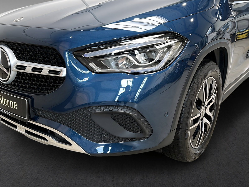 Mercedes-Benz GLA 200 PROGRESSIVE+LED+CarPlay+Kam+TotW+AHK+SHz — photo 3