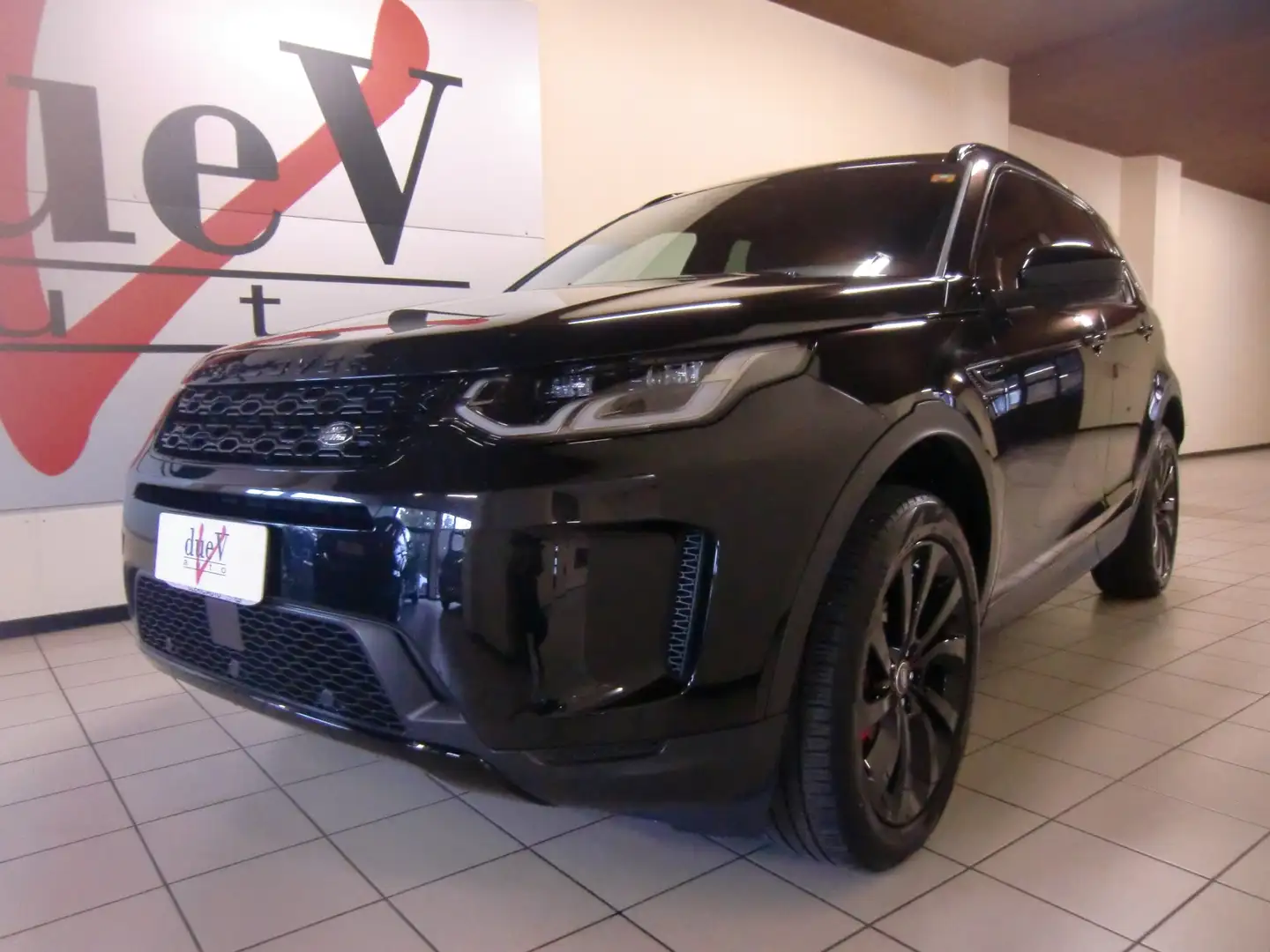 Land Rover Discovery Sport 2020 2.0d td4 mhev R-Dynamic HSE awd 204cv auto Nero - 1