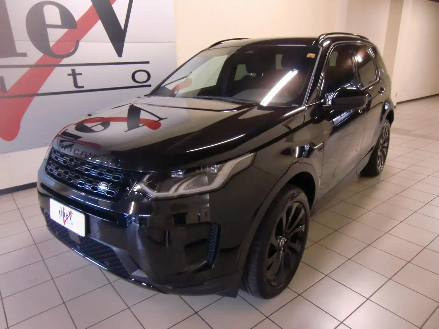 Land Rover Discovery Sport 2020 2.0d td4 mhev R-Dynamic HSE awd 204cv auto Nero - 2