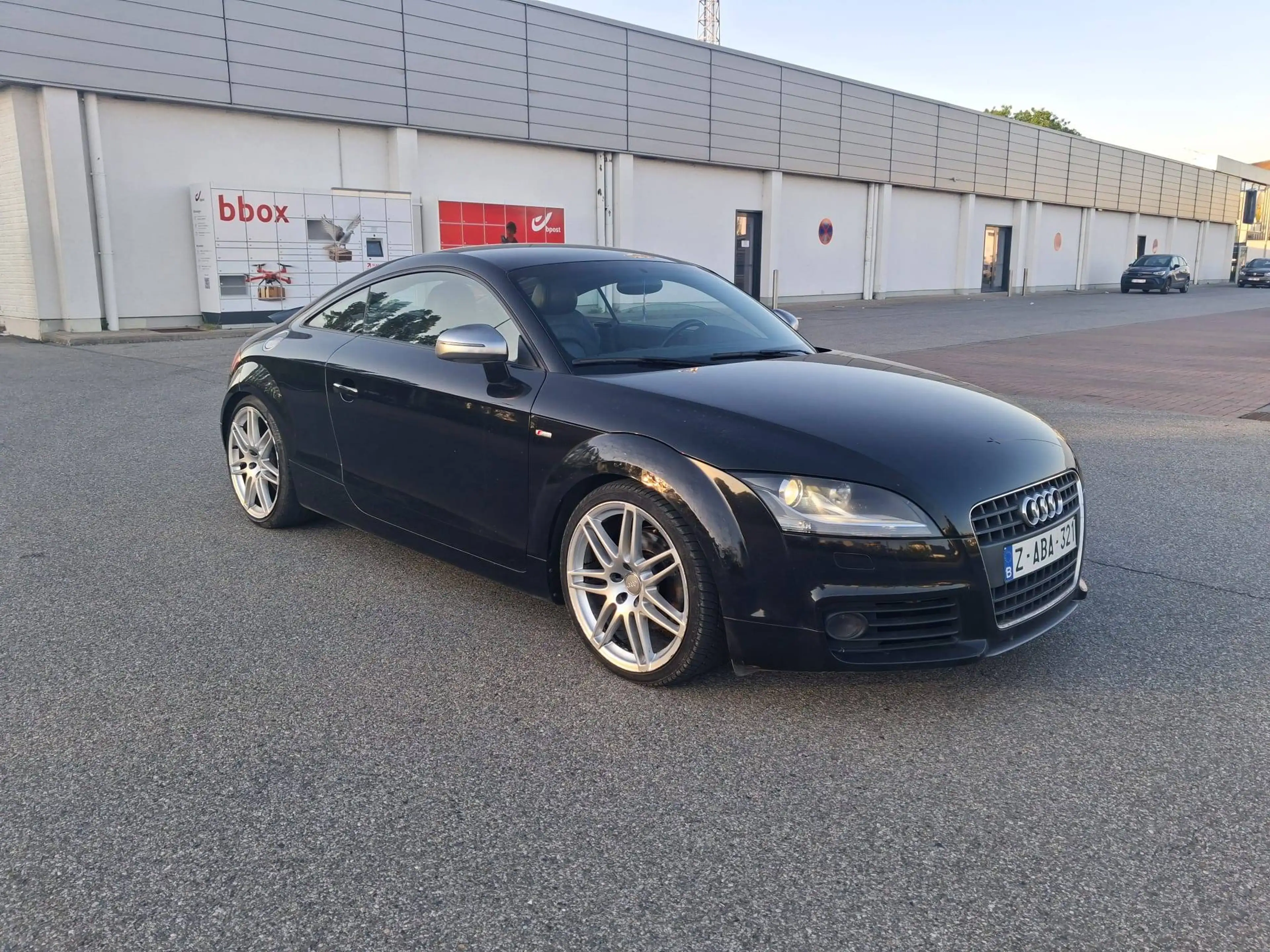 Audi TT TT Coupé 2.0 TFSI S line — photo 3