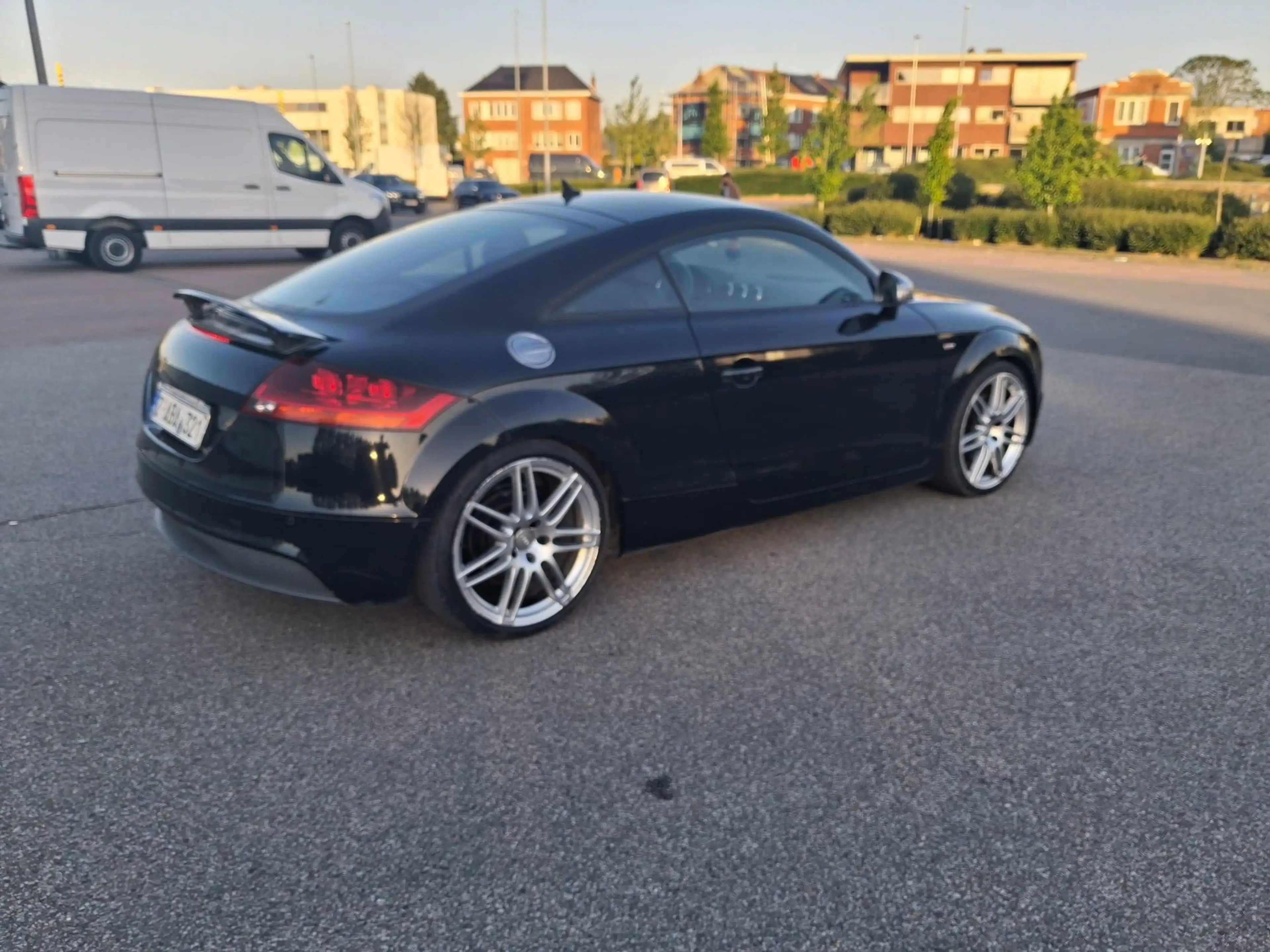 Audi TT TT Coupé 2.0 TFSI S line — photo 4