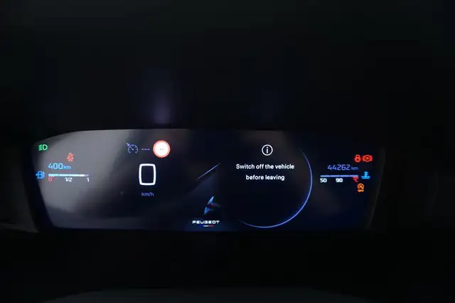 Peugeot 2008 view 12