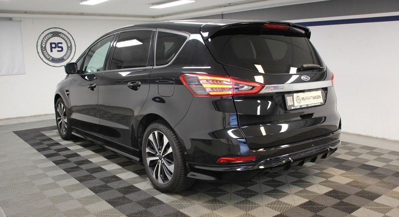 Ford S-Max 1.5EcoBoost ST-Line PANO AHK KAMERA 7SITZE — photo 4