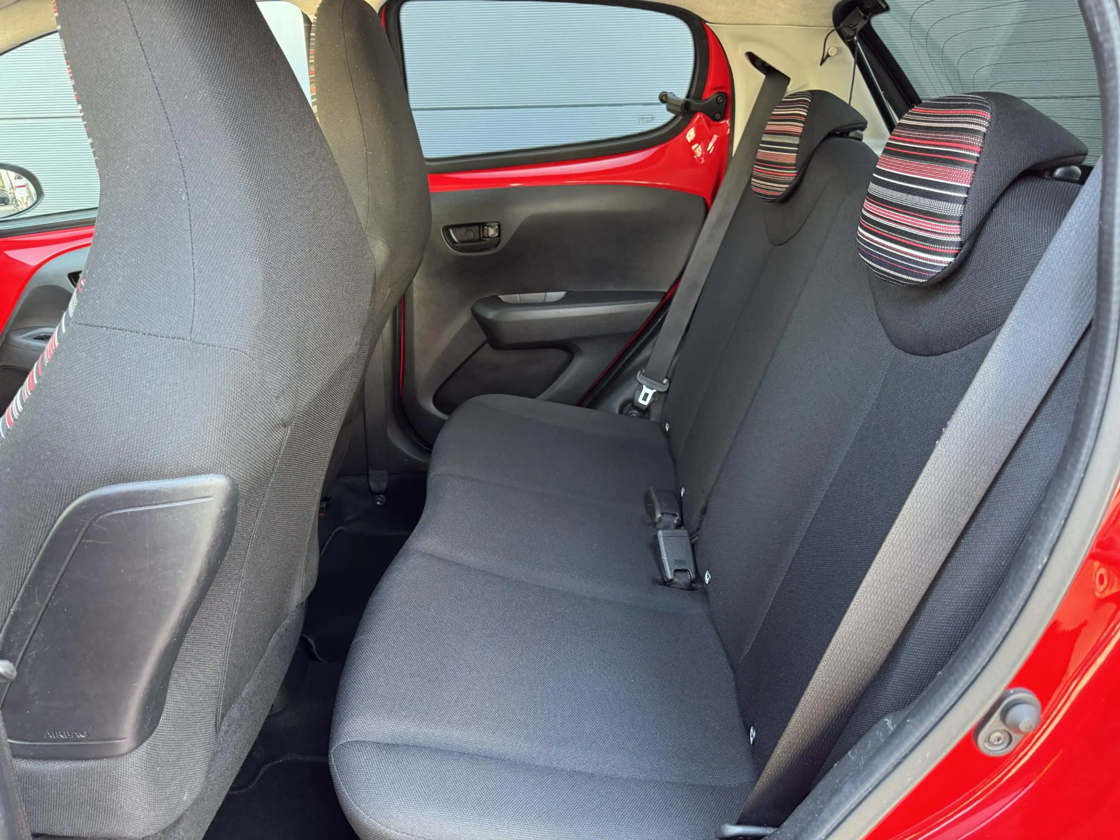 Citroen C1 1.0 VTi Shine / Apple Carplay / Android Auto — photo 17