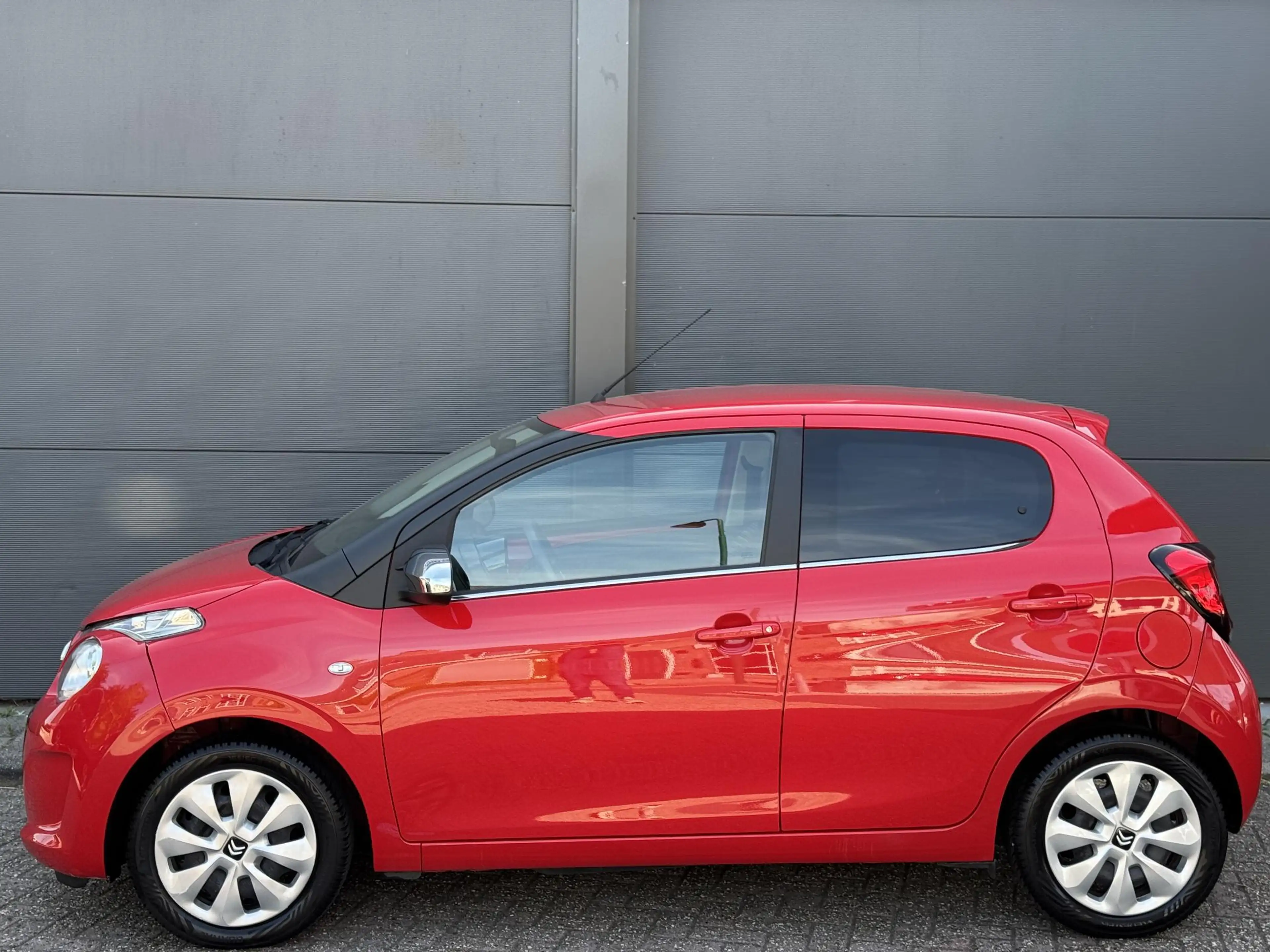 Citroen C1 1.0 VTi Shine / Apple Carplay / Android Auto — photo 8