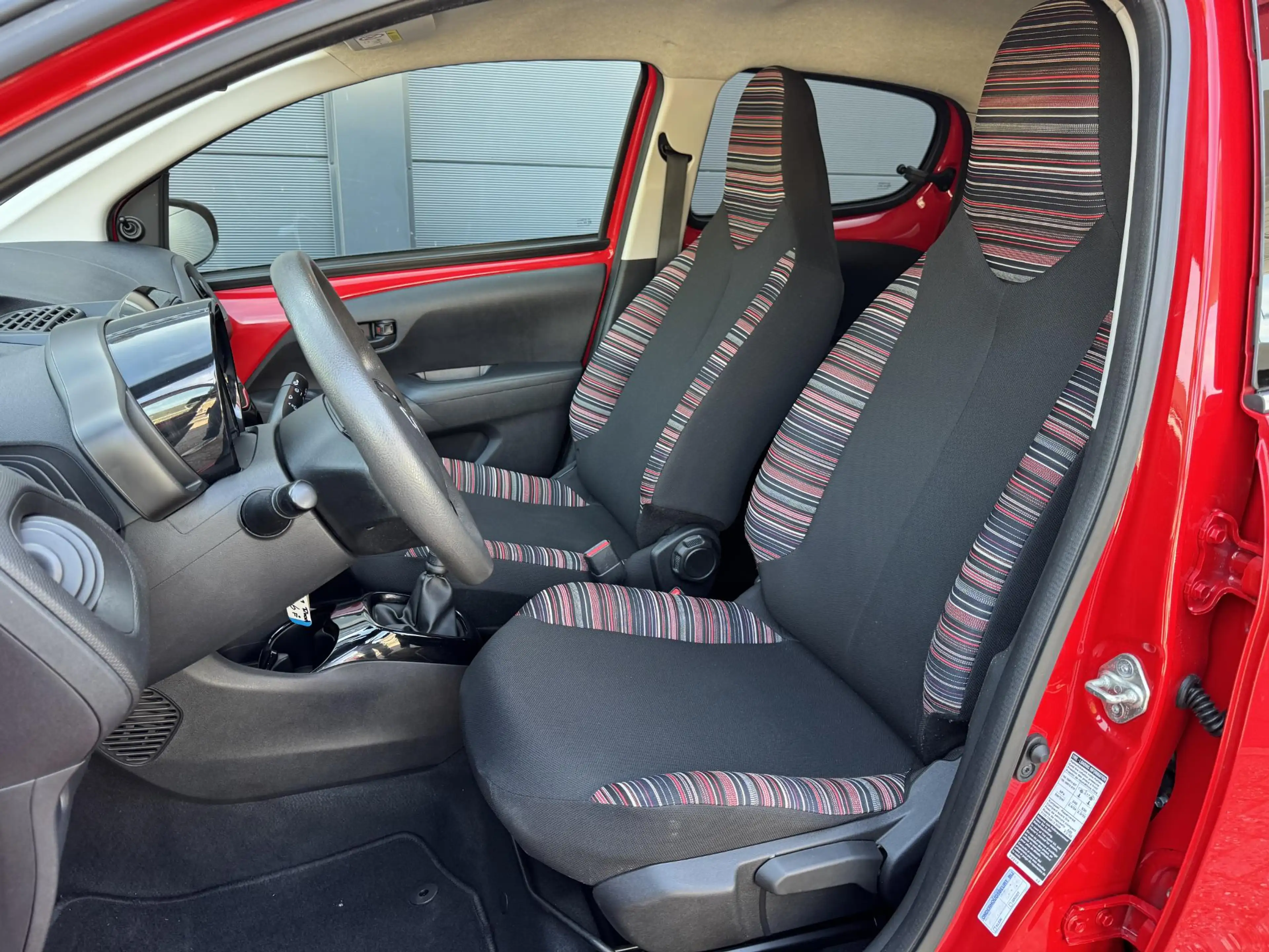 Citroen C1 1.0 VTi Shine / Apple Carplay / Android Auto — photo 15