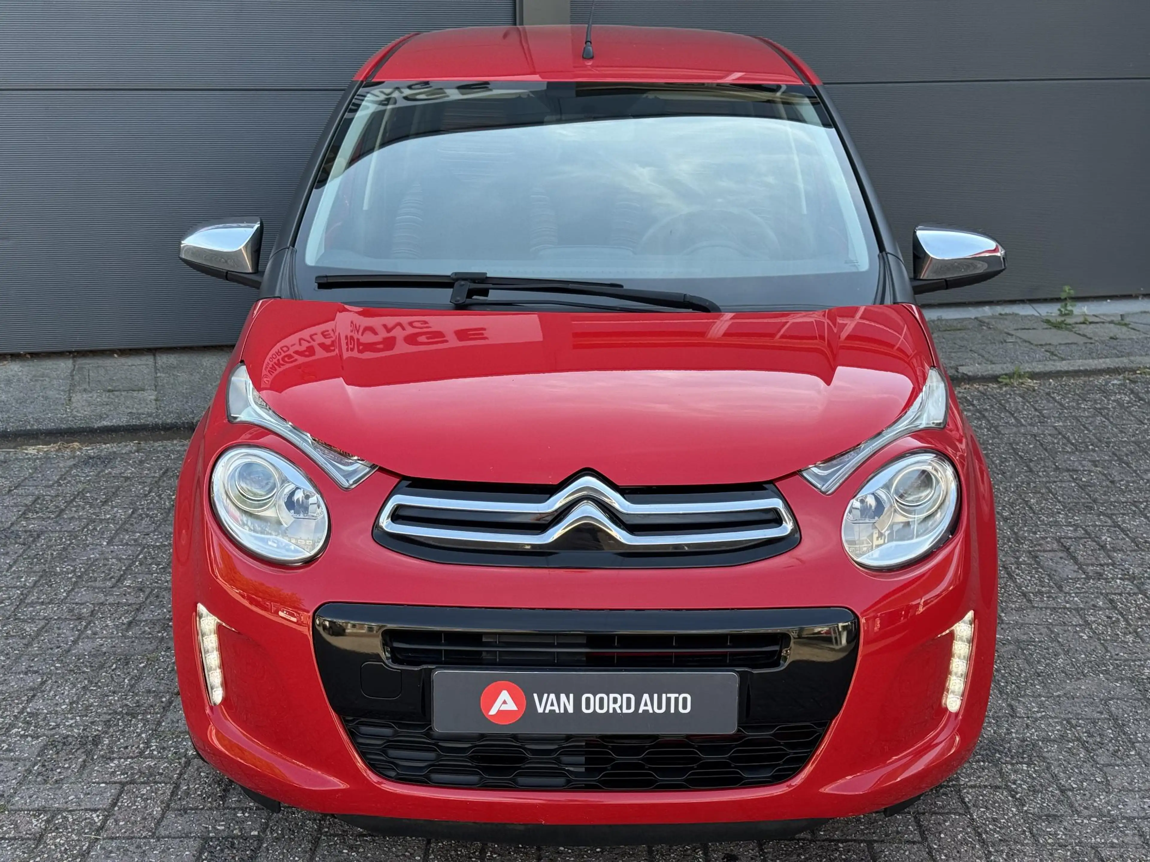 Citroen C1 1.0 VTi Shine / Apple Carplay / Android Auto — photo 5