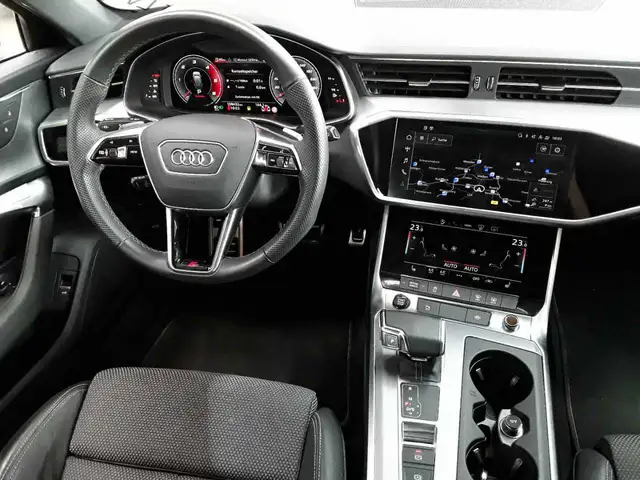 Audi A6 view 10