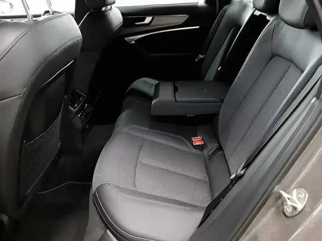 Audi A6 view 13