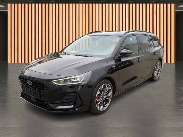 Ford Focus view 2