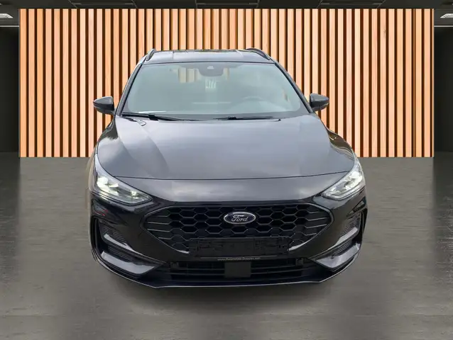 Ford Focus view 18
