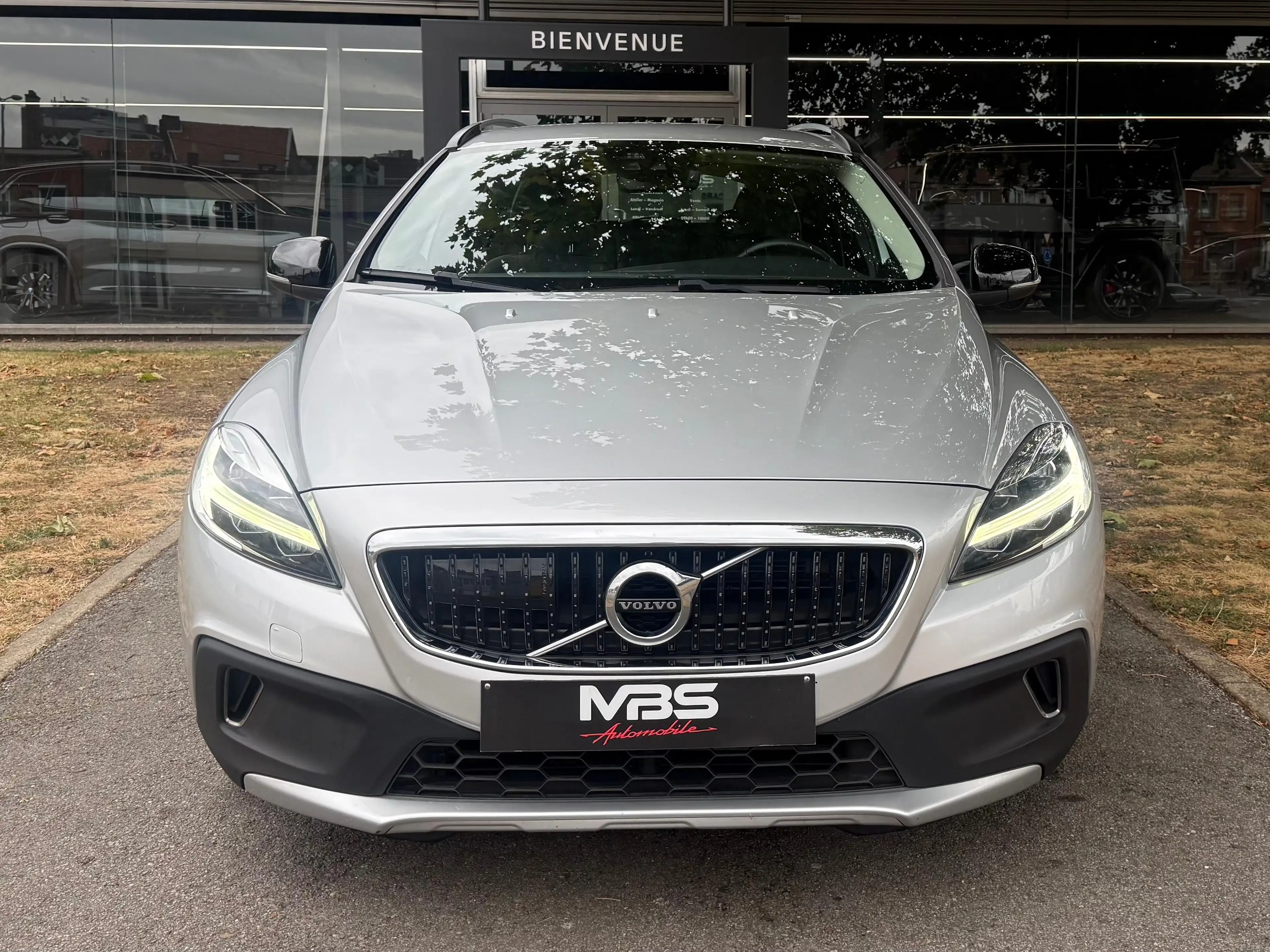Volvo V40 Cross Country * Cross Country 2.0* AUTO* NAVI* AUTO* XENON* — photo 3