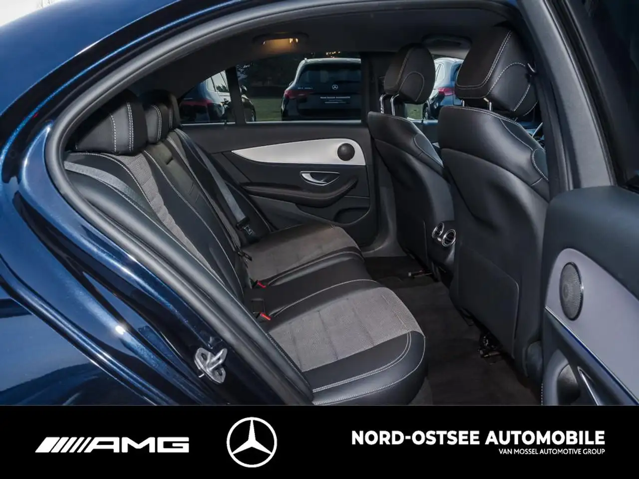 Mercedes-Benz E 220 d AVANTGARDE LED AHK KAMERA AMBIENTE HUD 12
