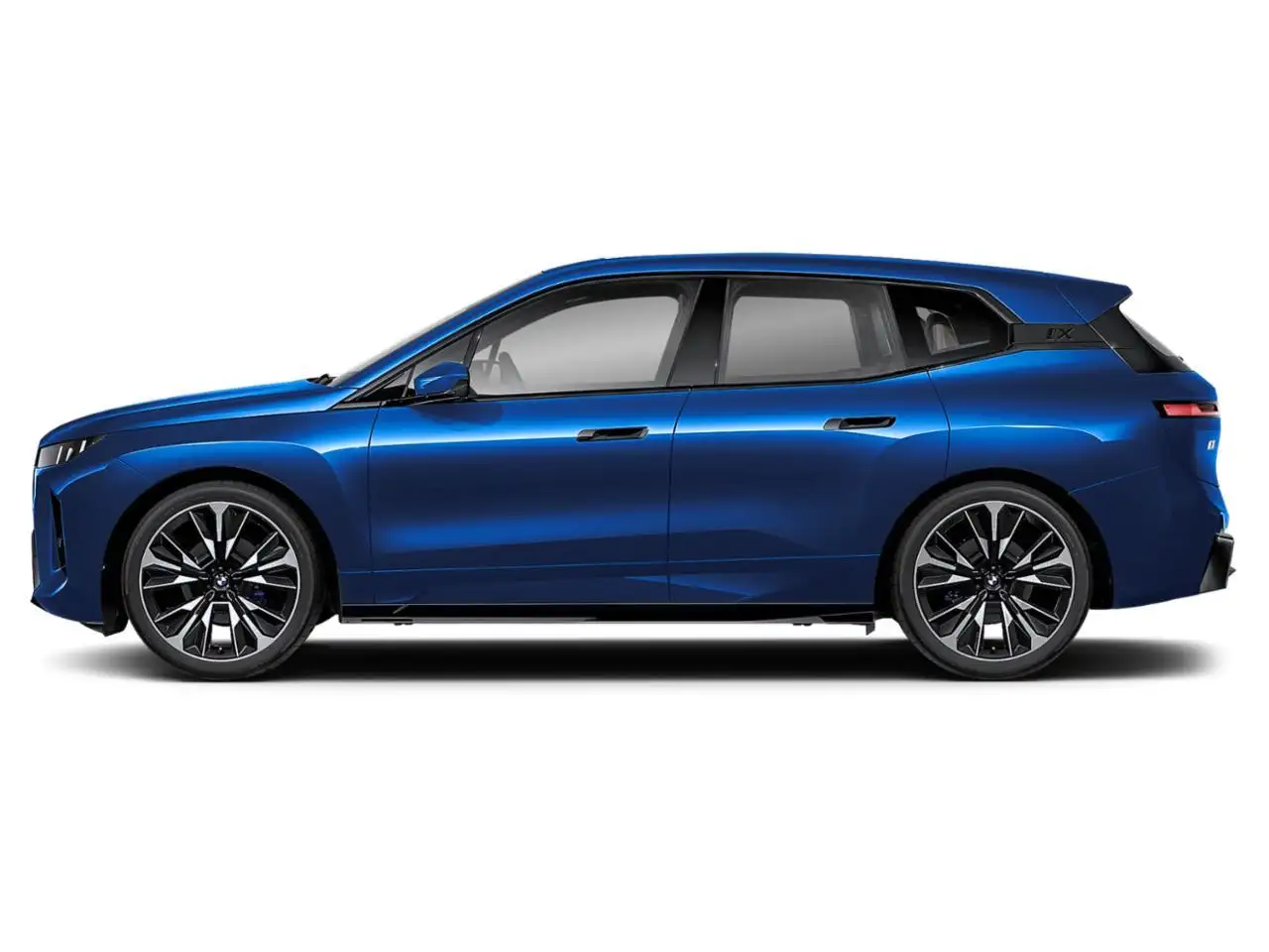 BMW iX снимка BMW iX