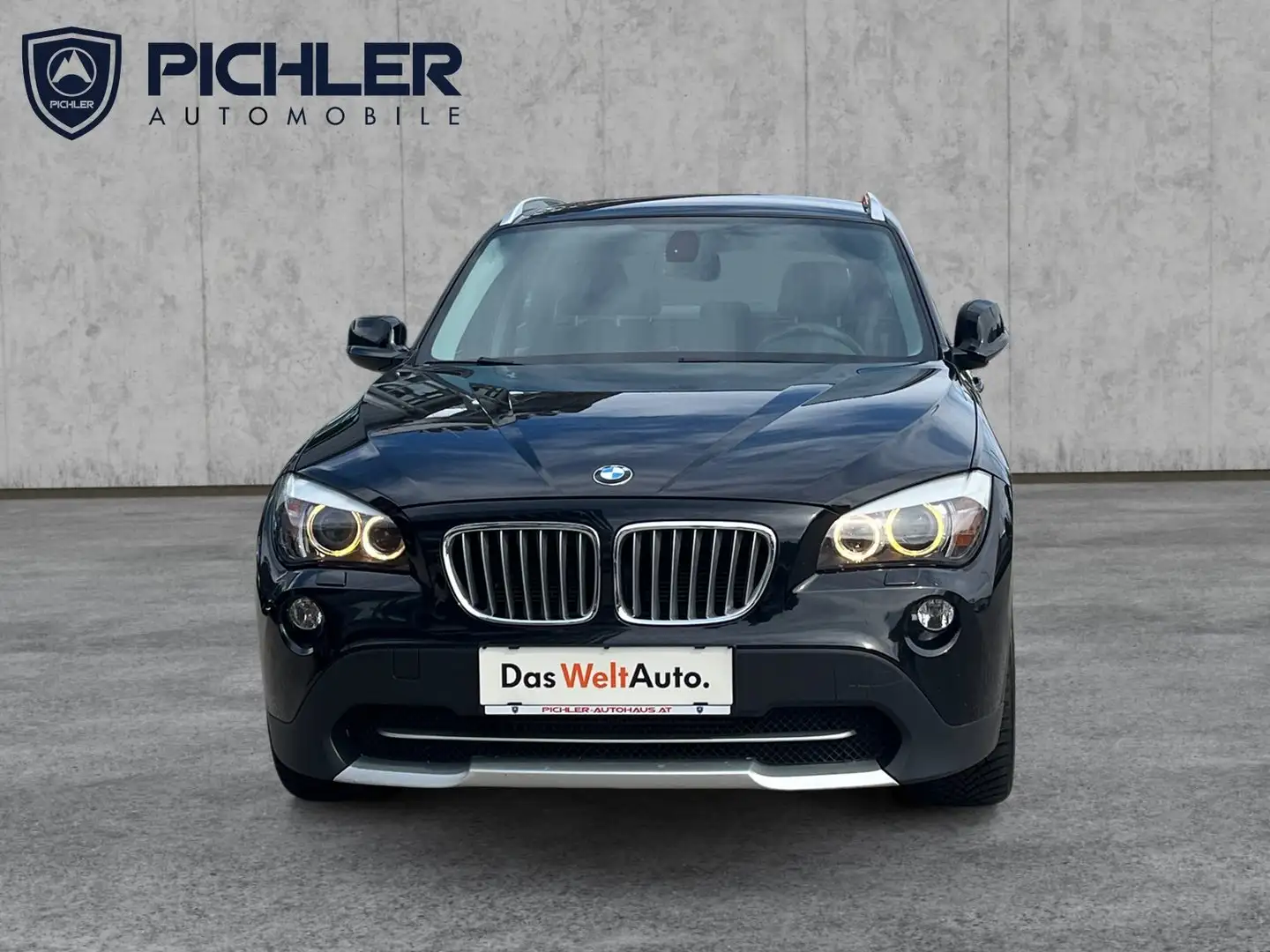 BMW X1 xDrive23d Aut. Schwarz - 2