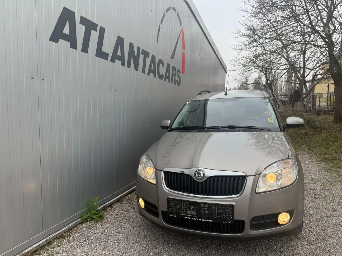 Skoda Roomster Roomster Free 1,4 *ERSTBESITZ* Beige - 2