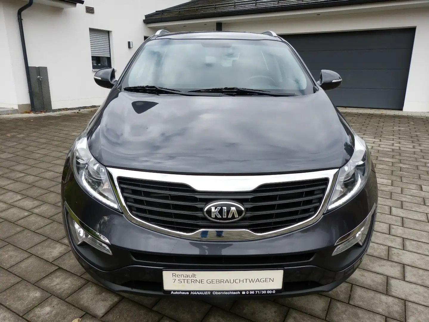 Kia Sportage FIFA World Cup Edition 1.6 GDI[AHK/1.HAND] Grijs - 2