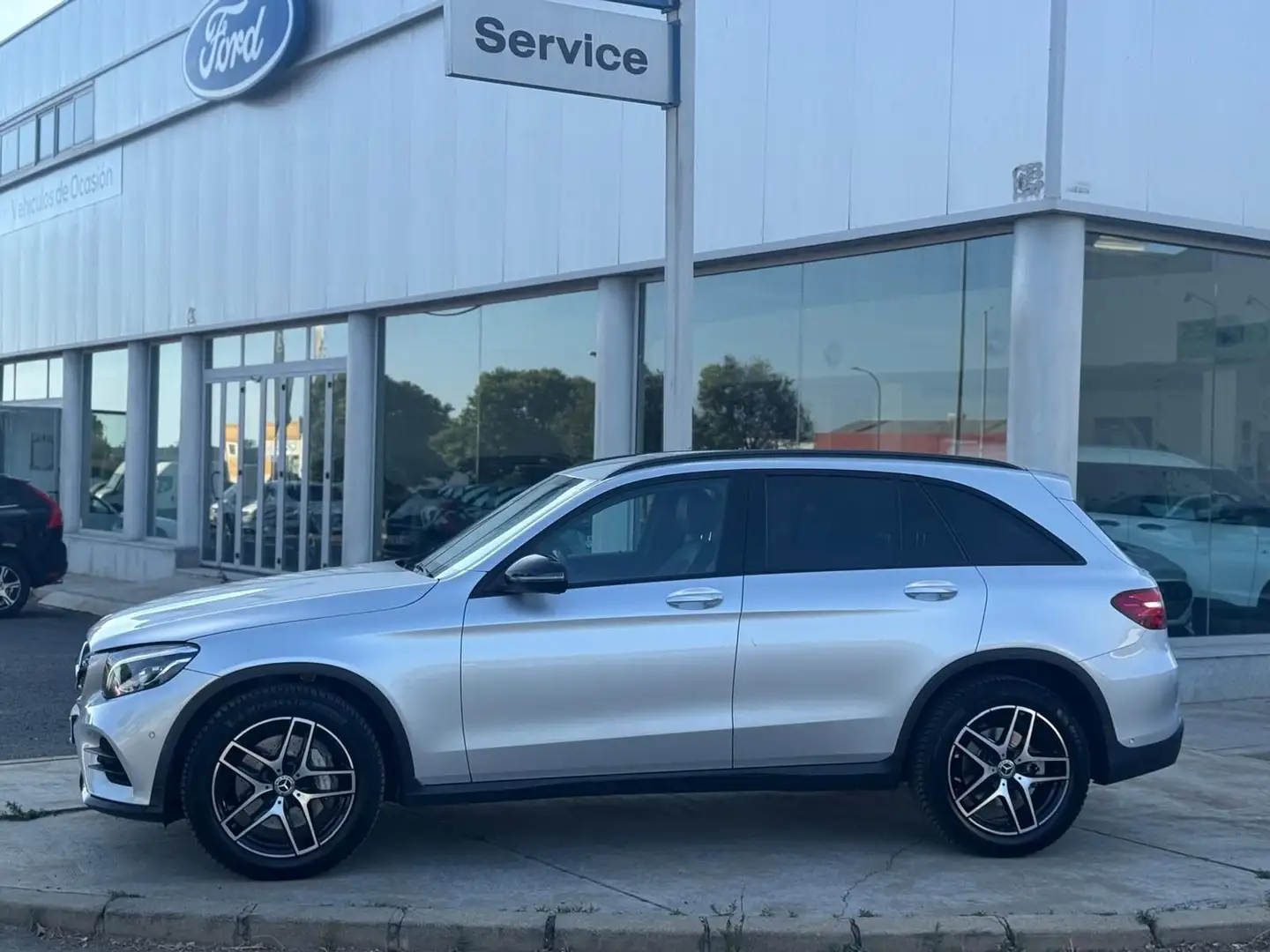 Mercedes-Benz GLC 220 d 4MATIC AMG Line Gris - 2