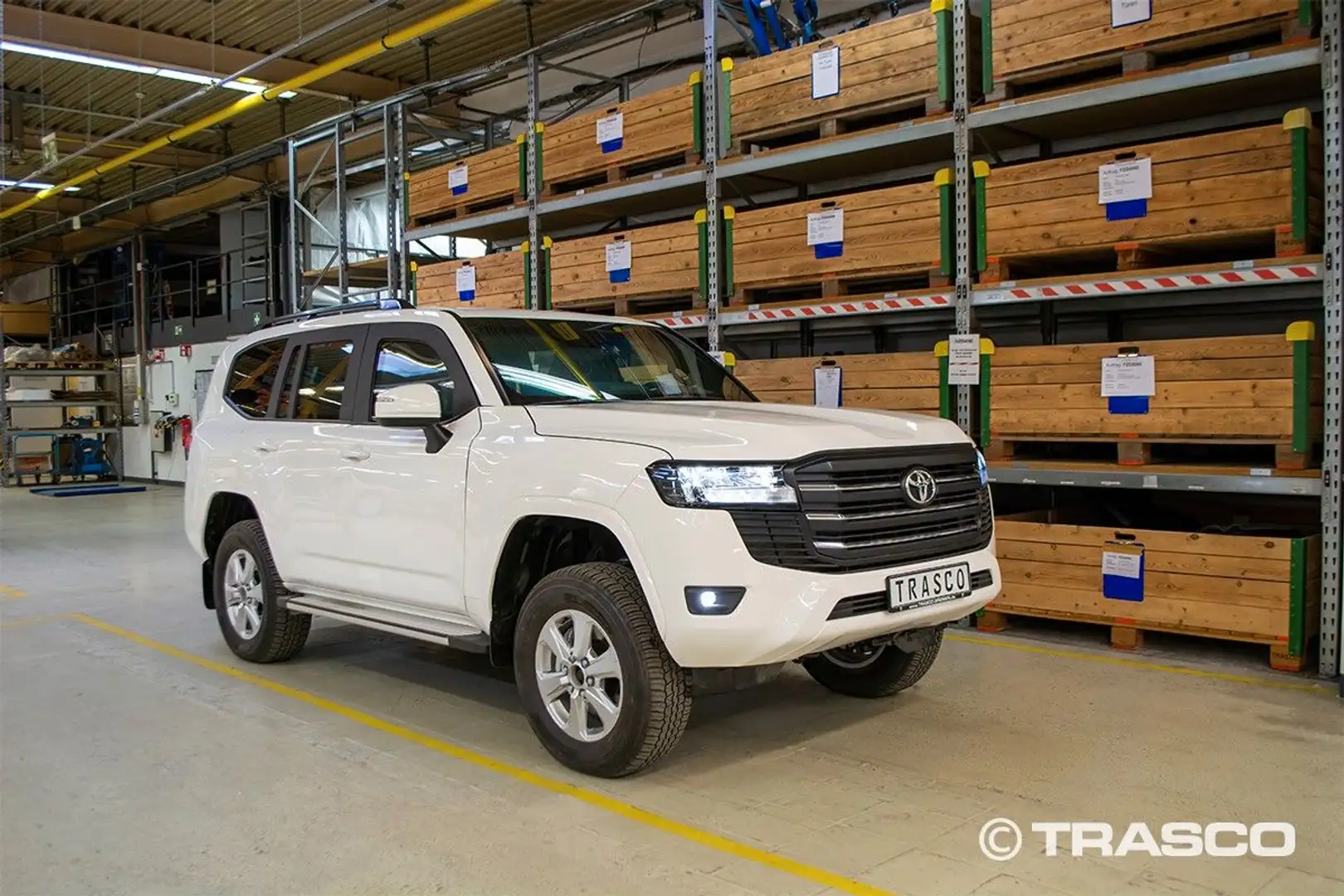 Toyota Land Cruiser 300 GXR - gepanzert VPAM Level 9 - TRASCO Blanco - 1