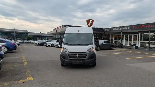 Fiat Ducato view 2