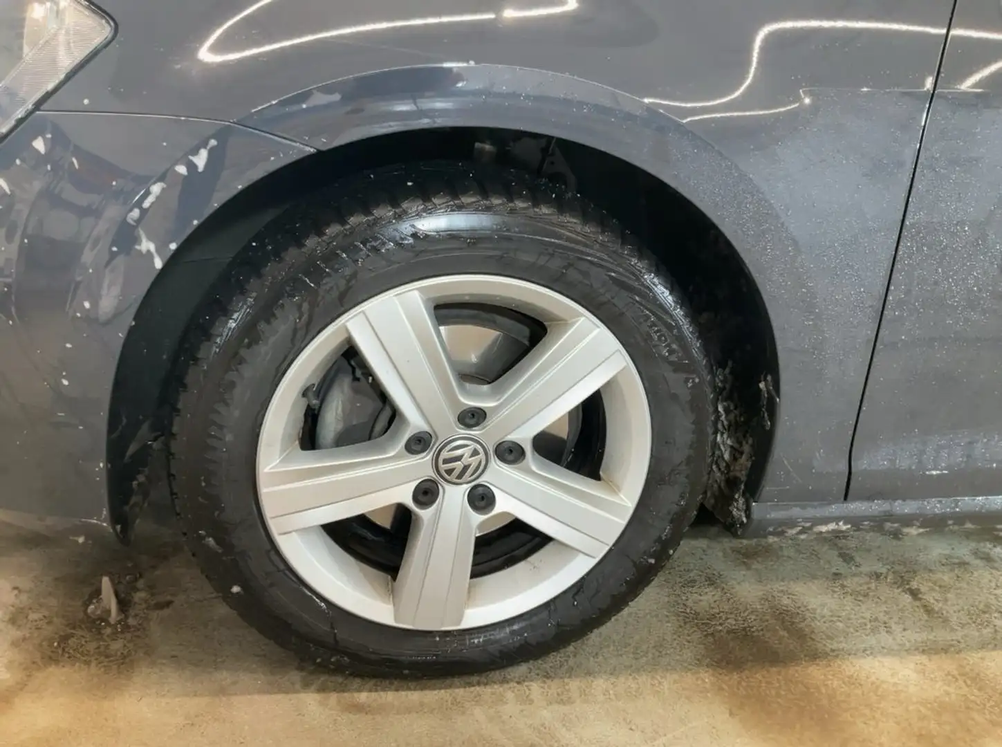 Volkswagen Golf Sportsvan 1.2 TSI BMT Edition Gris - 2