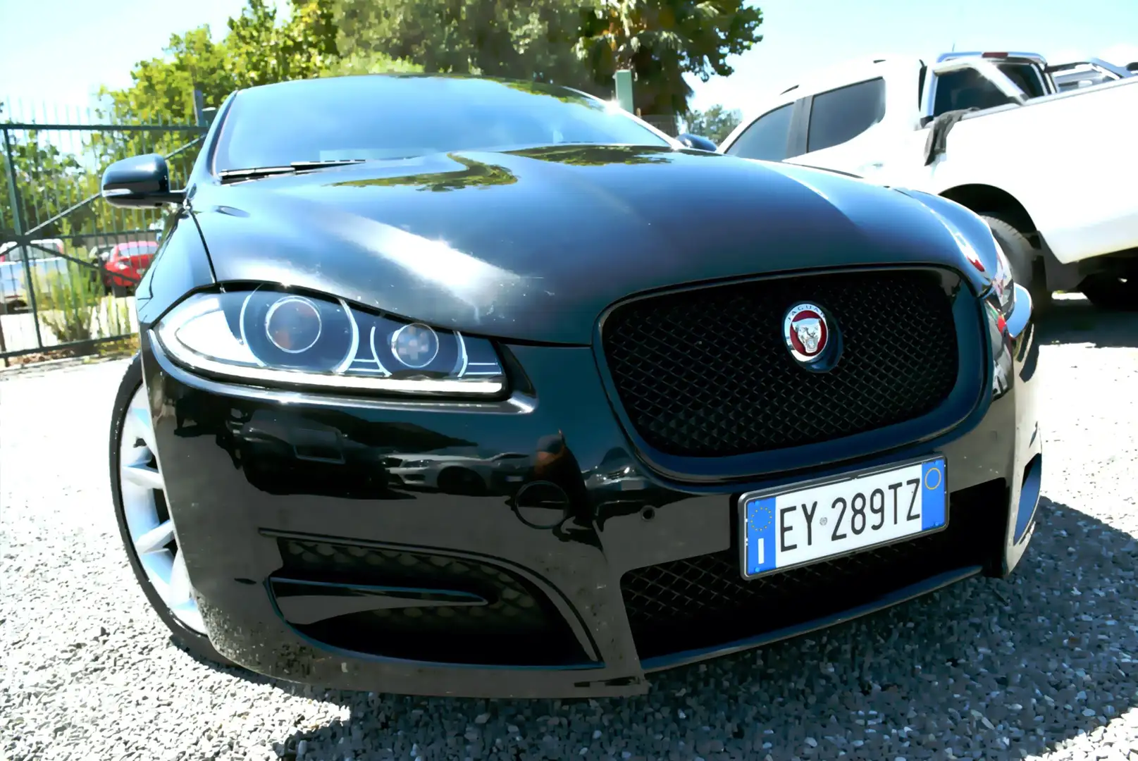 Jaguar XF R-SPORT 2.2D 163CV AUT. TETTO NAVI CAM IVA SENSORI Nero - 2