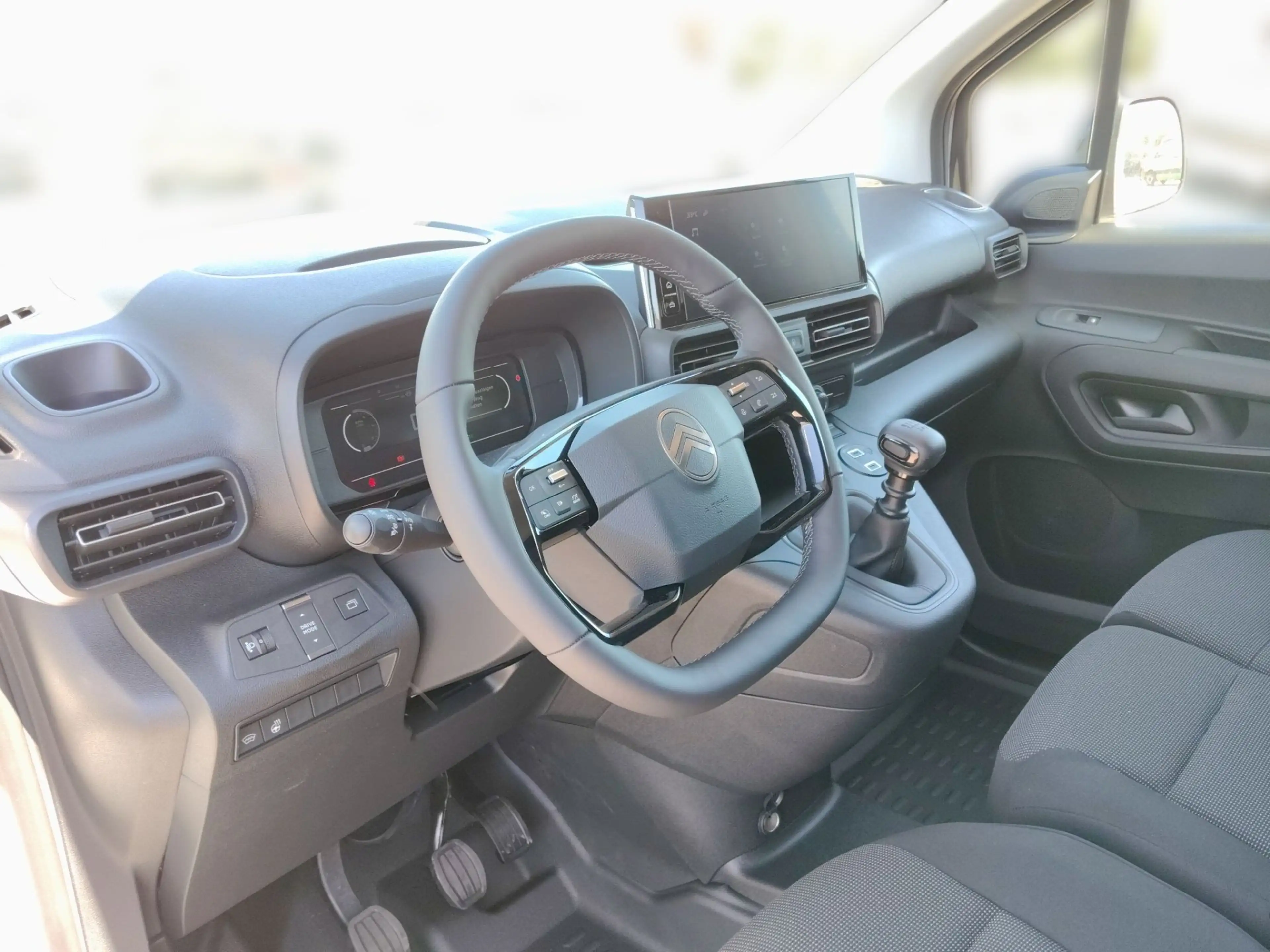 Citroen Berlingo 1.5 BHDI 100 XL Komfort Plus — photo 10