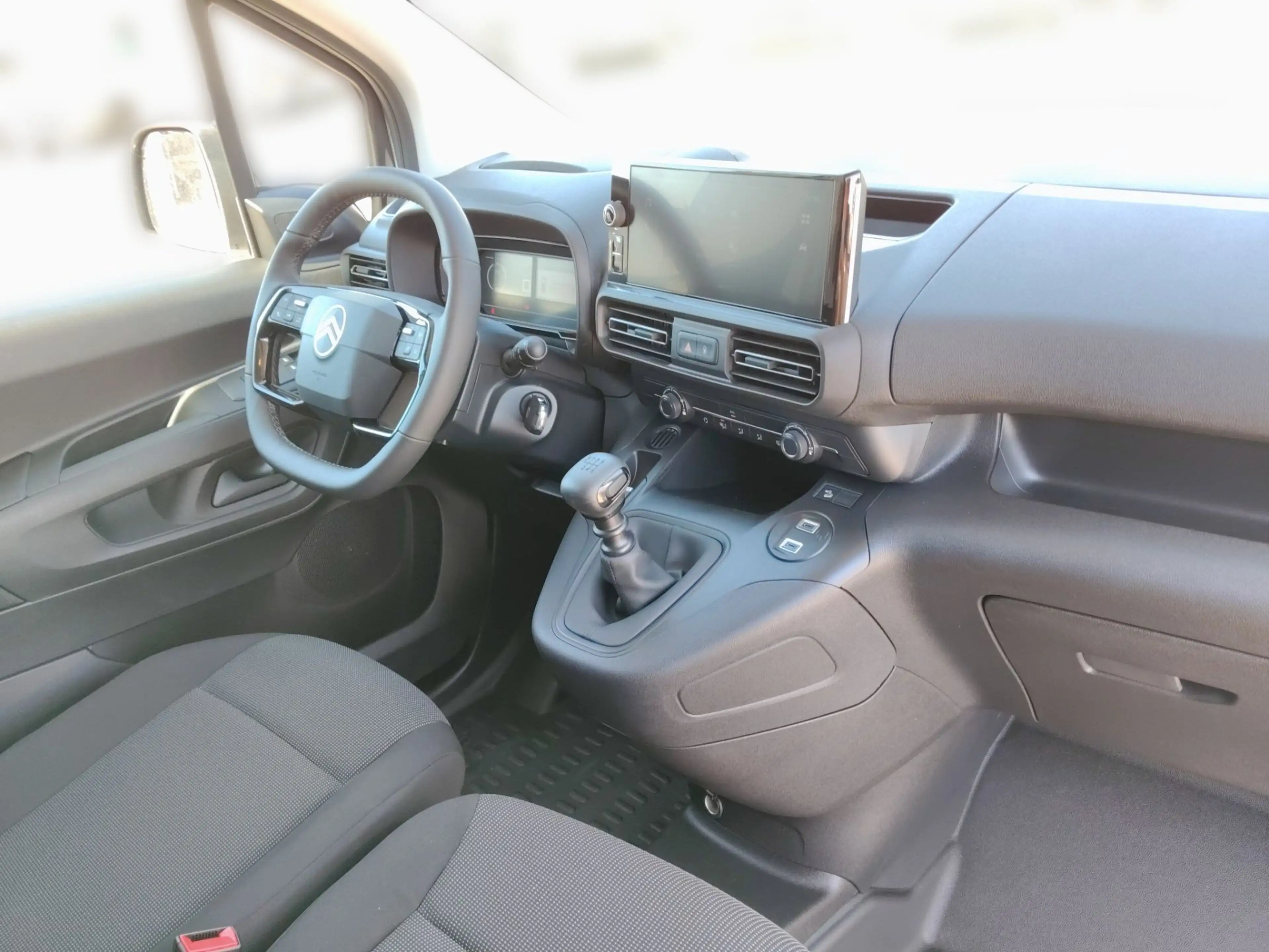 Citroen Berlingo 1.5 BHDI 100 XL Komfort Plus — photo 13