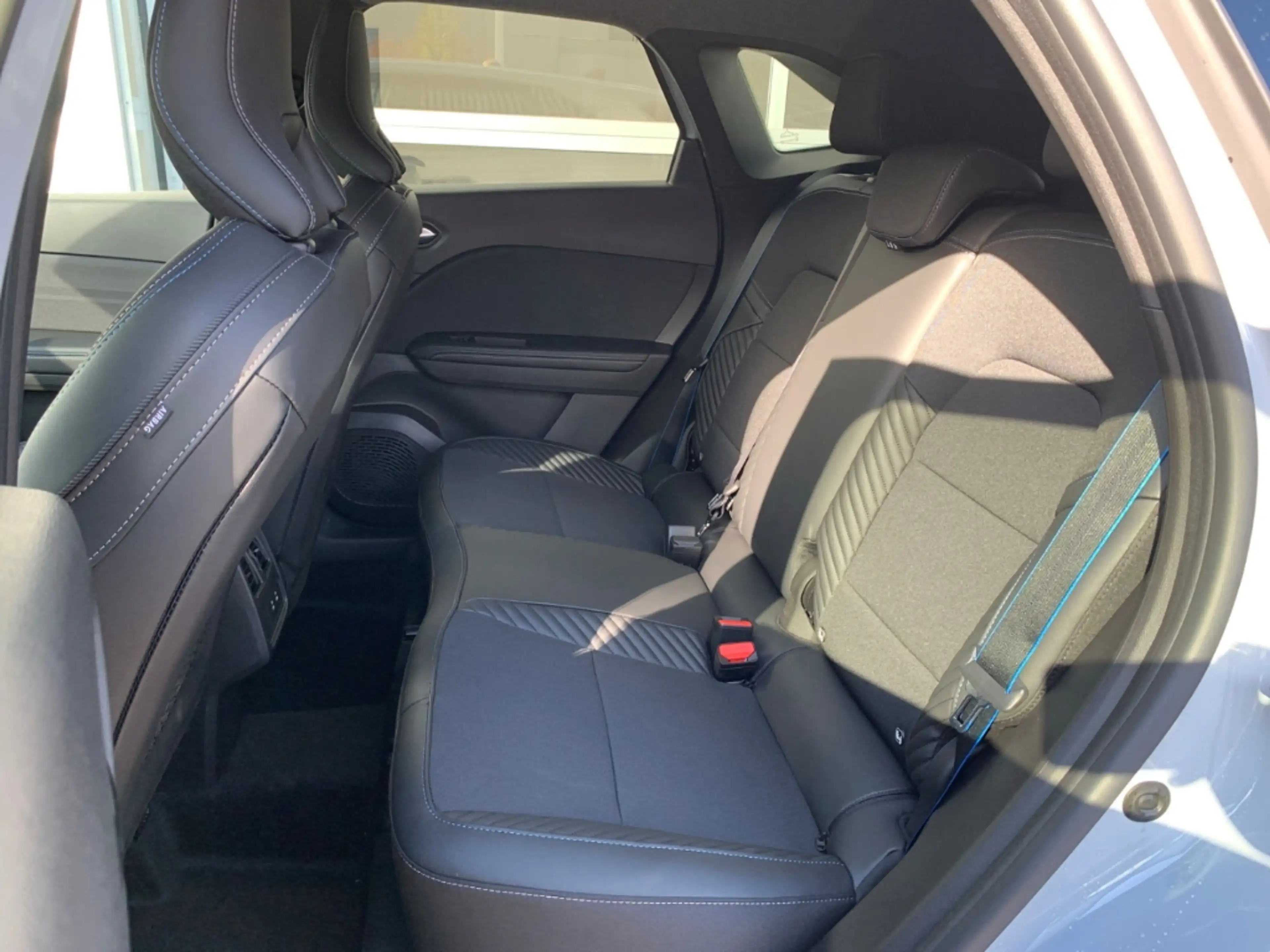 Renault Symbioz ESPRIT ALPINE MILD HYBRID 140 EDC Esprit Alpine NA — photo 11