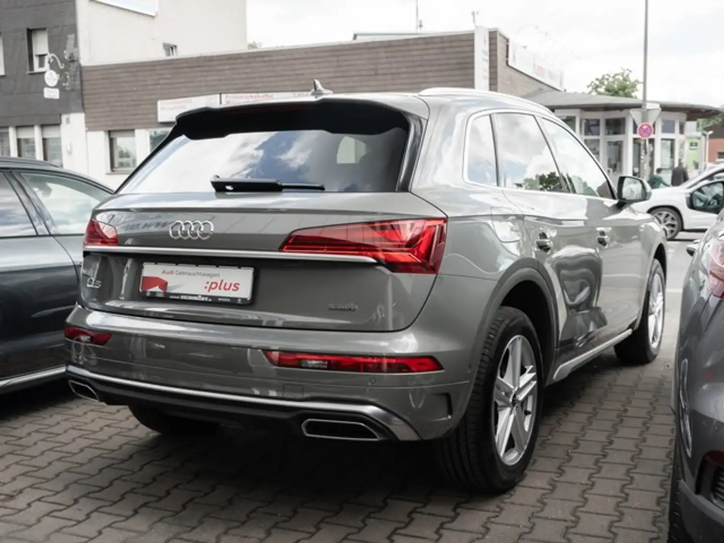 Audi Q5 40 TFSI quattro S line AHK ACC Matrix LED LM19 ... Grau - 2
