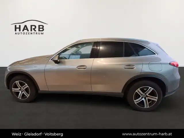 Mercedes-Benz GLC 300 e 4matic Ansicht 9