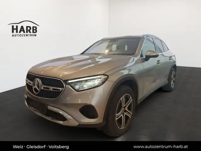 Mercedes-Benz GLC 300 e 4matic Ansicht 3