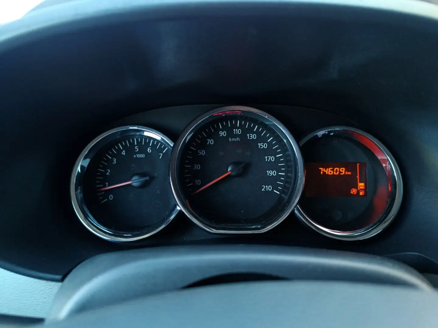 Dacia Lodgy 1.2 TCE Laureate 5pl. 115 Grigio - 2