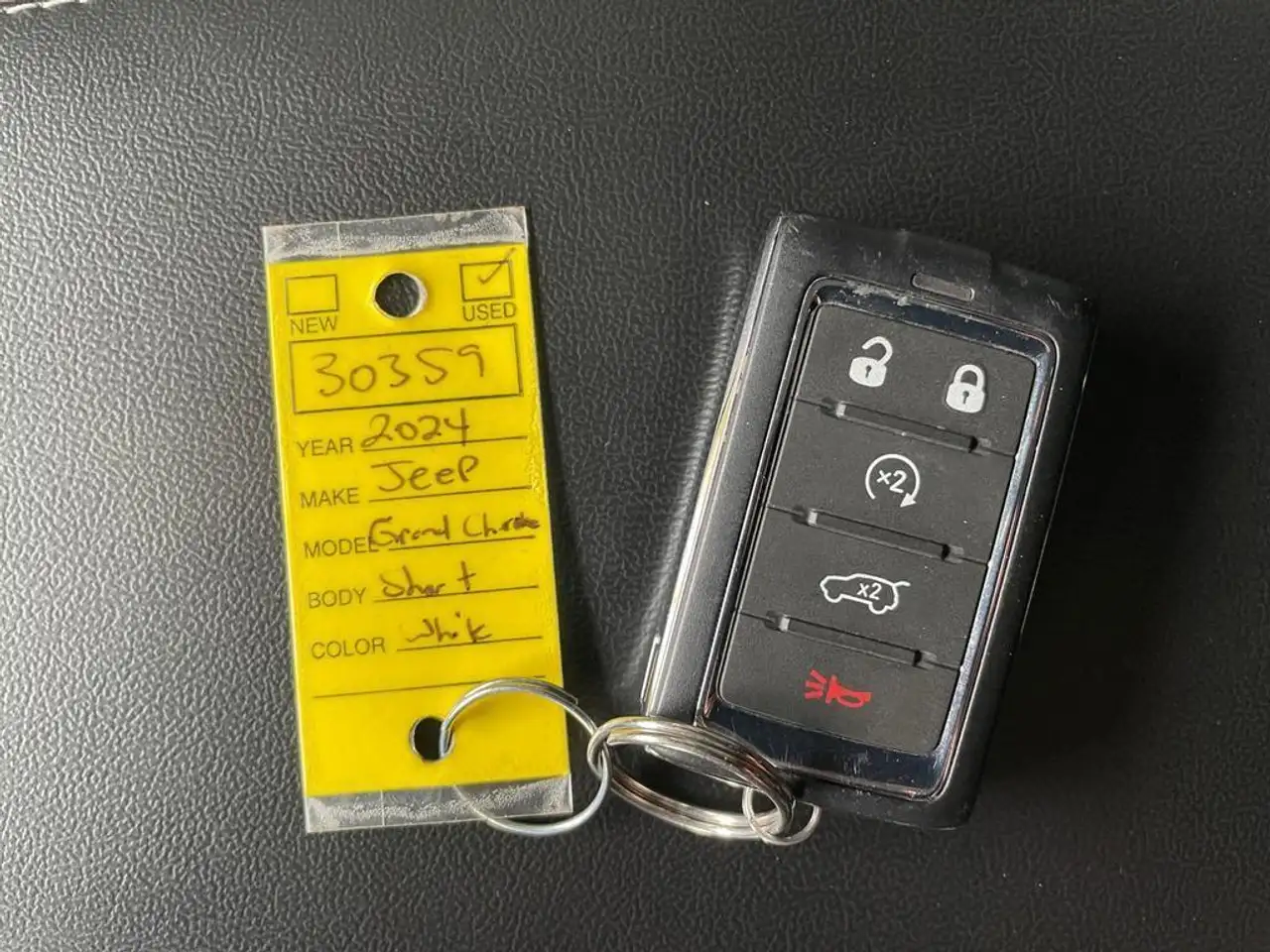 Jeep Grand Cherokee снимка Jeep Grand Cherokee