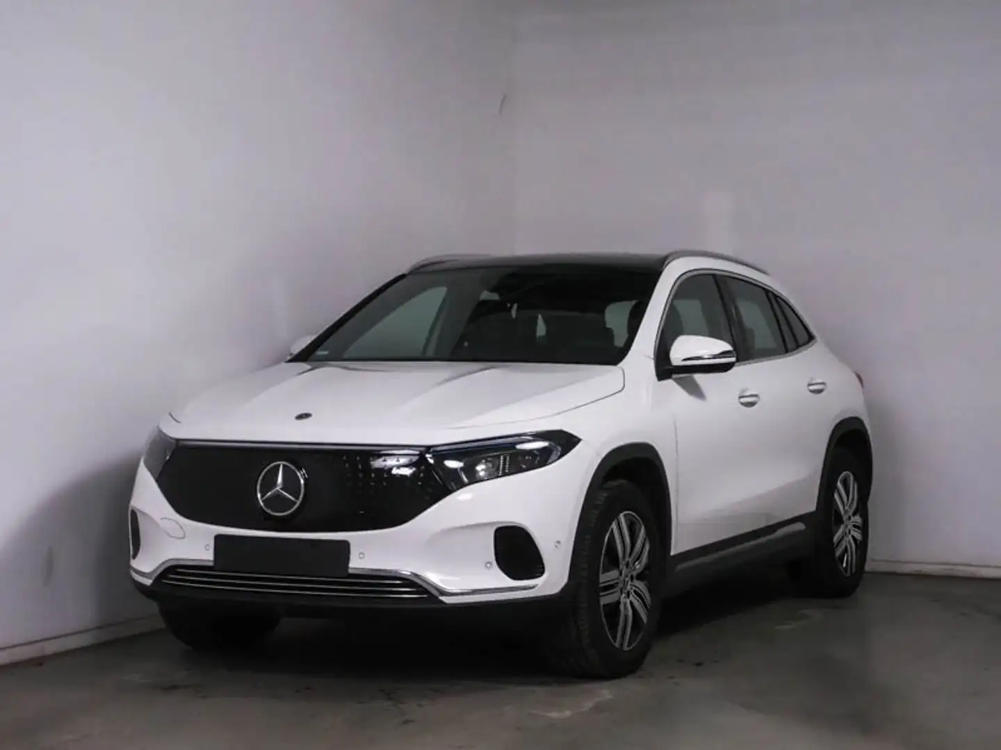 Mercedes-Benz EQA 300 EQA 300 4M ADVANCED+ AHK*PANORAMA*360°*DISTRO* Weiß - 2
