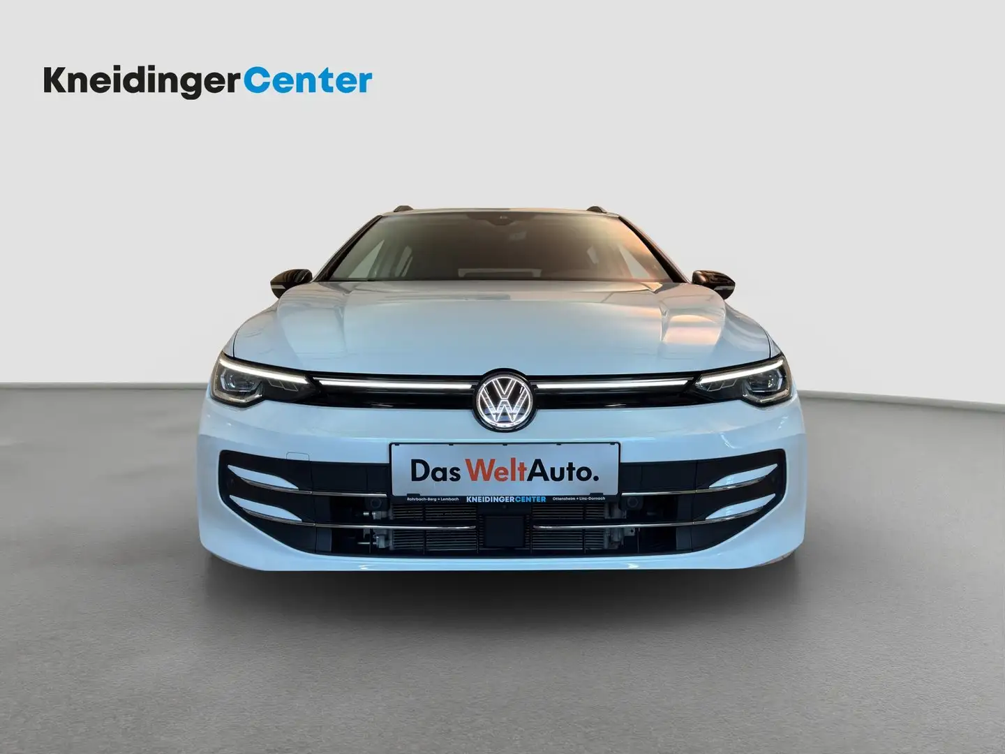 Volkswagen Golf Variant Business mHeV TSI DSG Weiß - 2