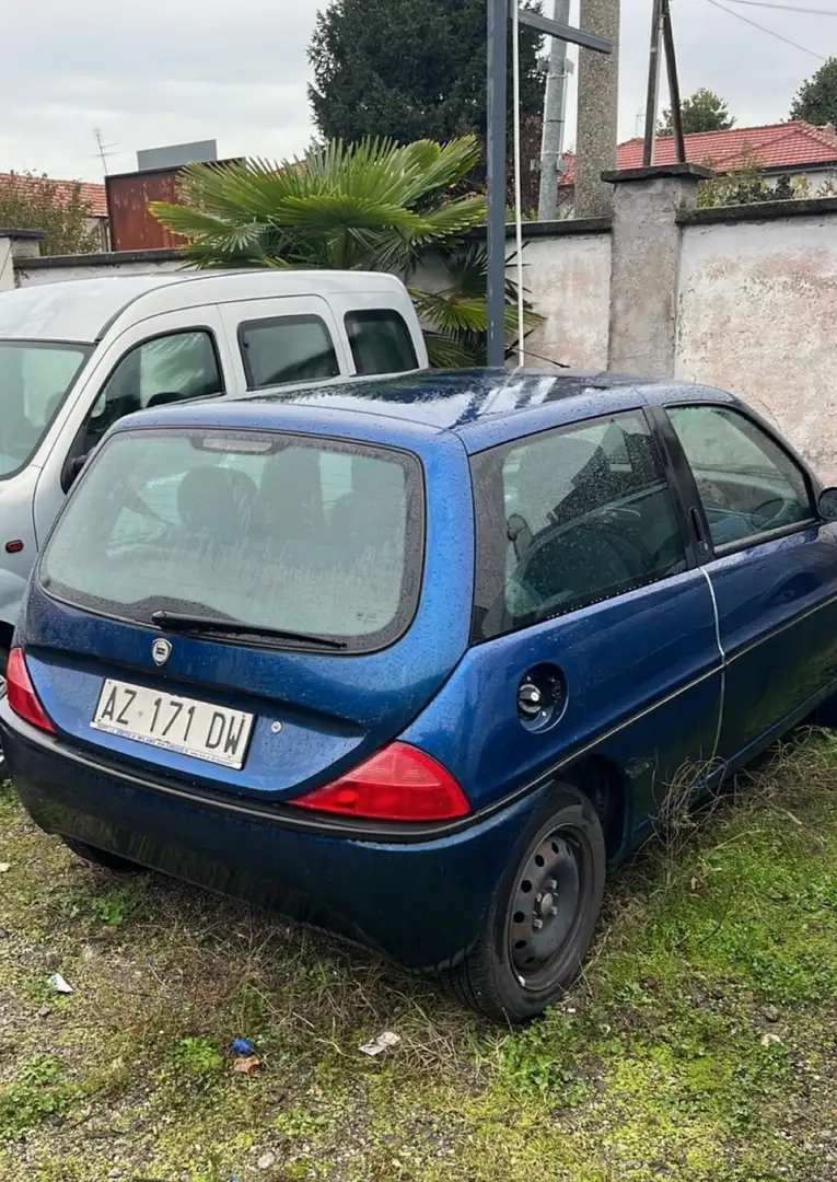 Lancia Y 1.2 16v LX Blauw - 1