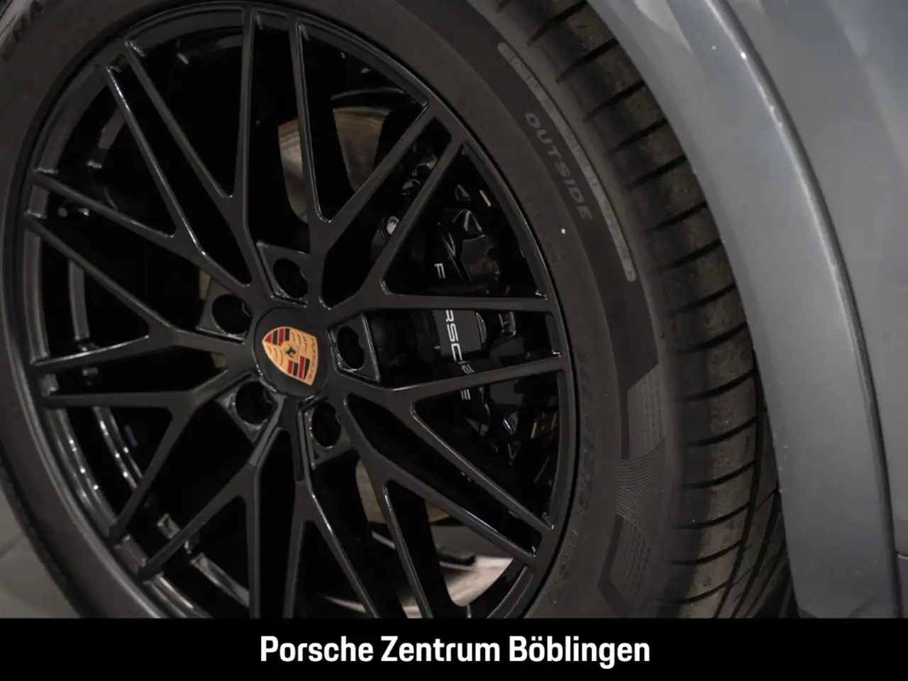 Porsche Cayenne Coupe Black Edition HA-Lenkung Head-Up 14