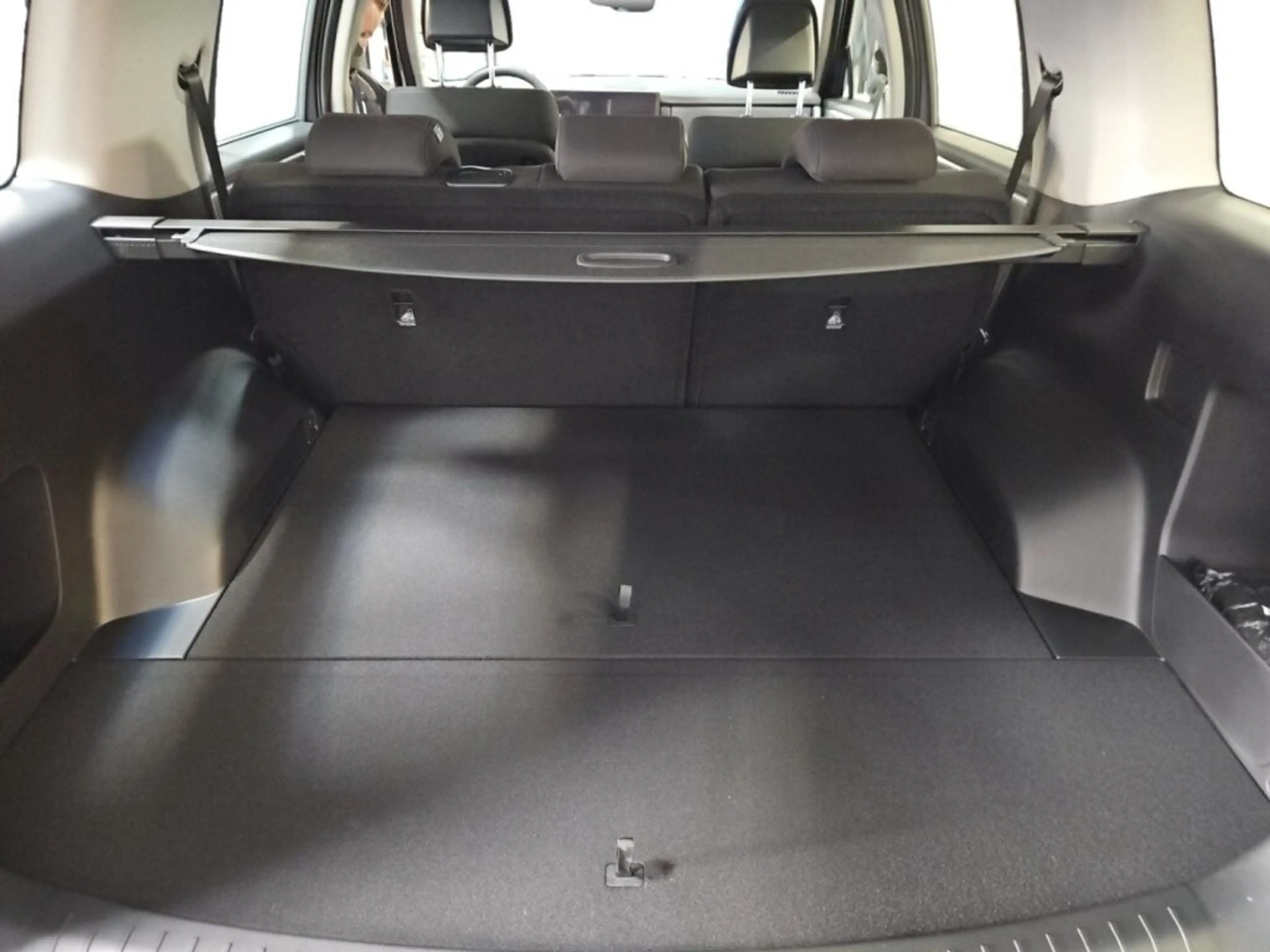 Hyundai SANTA FE Santa Fe (MX5) Trend Line 1.6 T-GDI PHEV 4WD s5... — photo 11