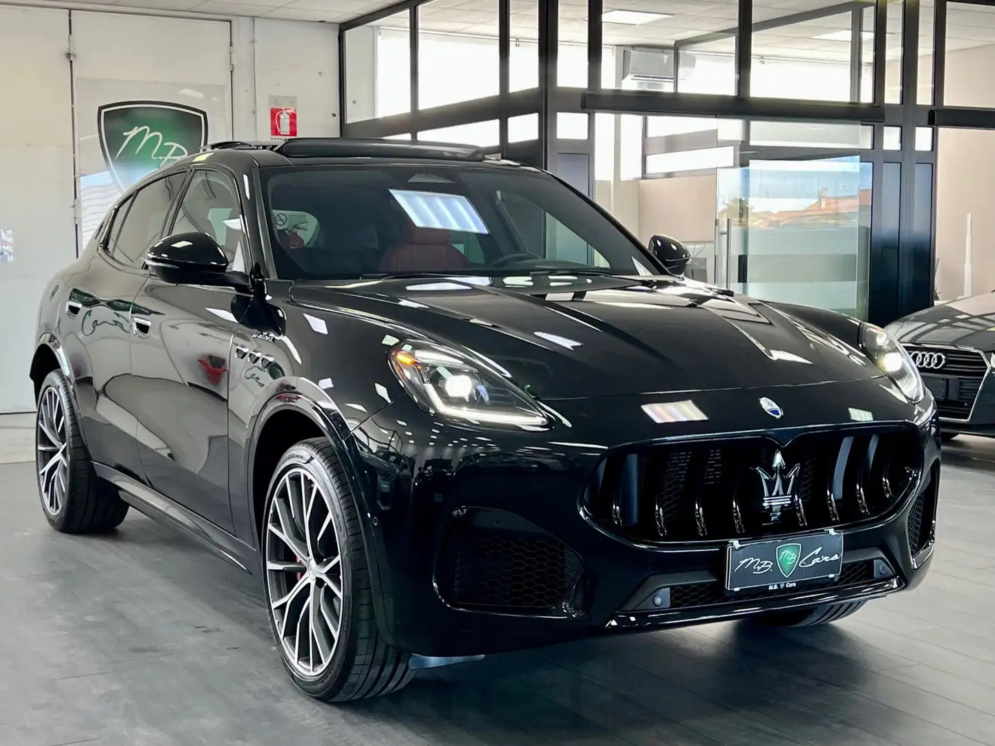 Maserati Grecale Grecale 2.0 mhev Modena 330cv auto Noir - 1